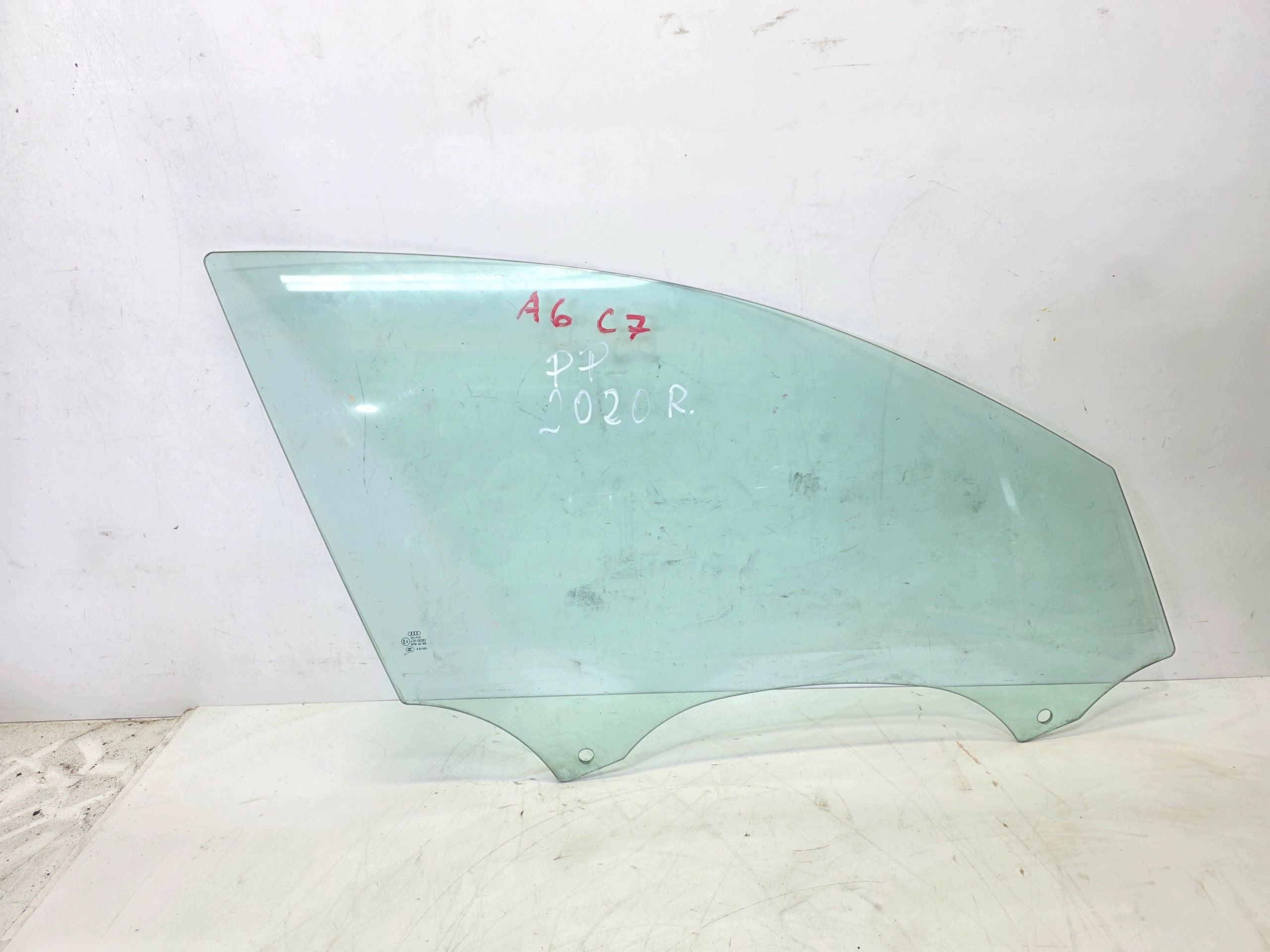 window side door right front AUDI A6 C7 2020 ROK