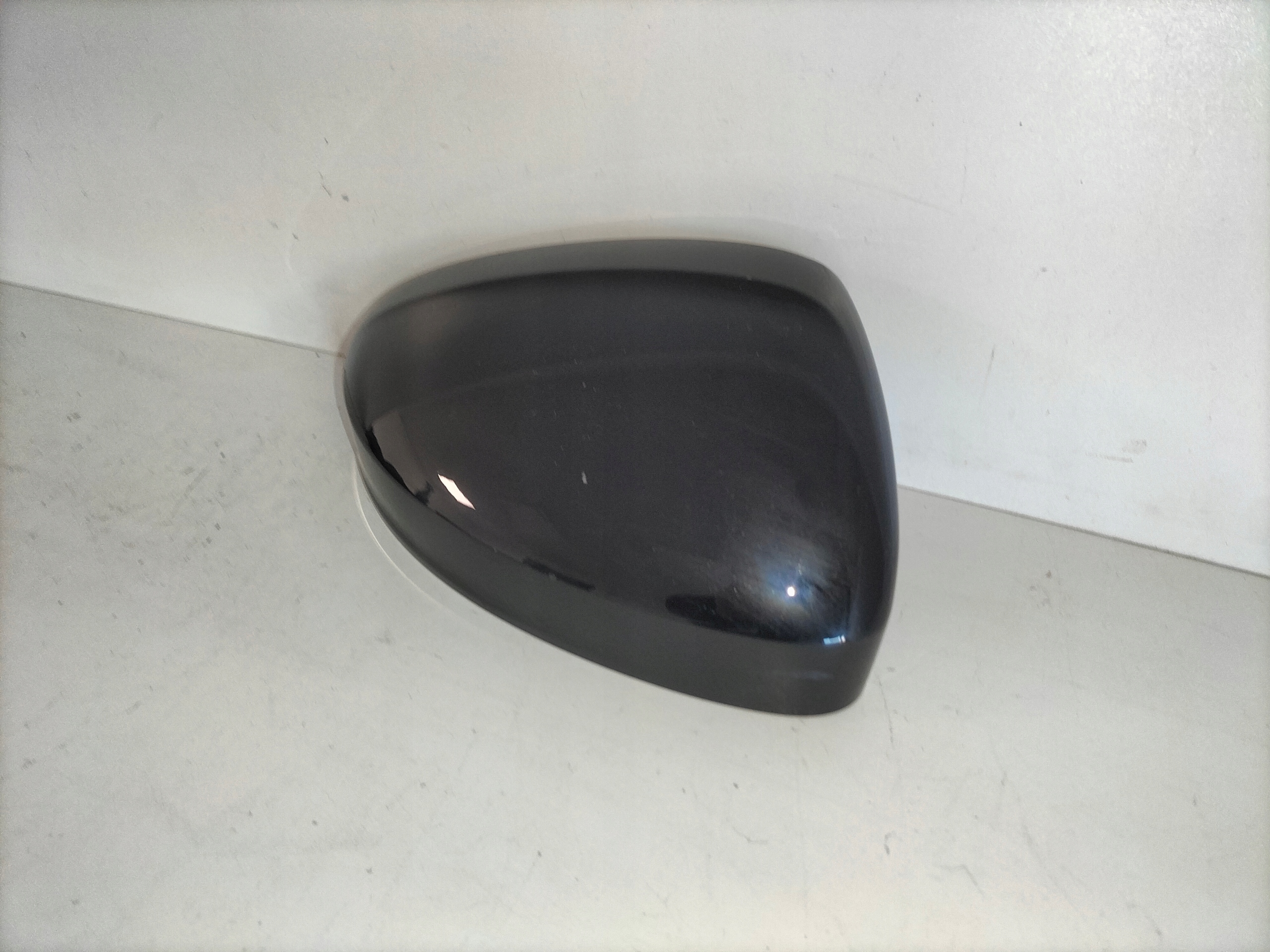 cover cap mirrors right VW TIGUAN II 16
