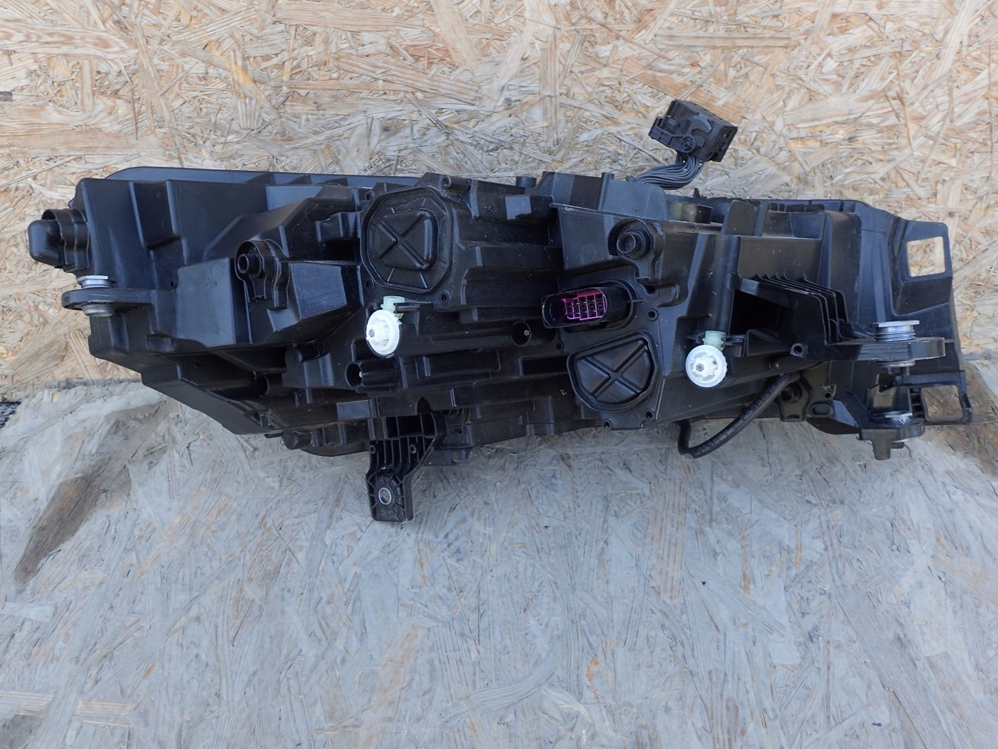 light left left FULL LED SKODA ENYAQ 5LB941015B