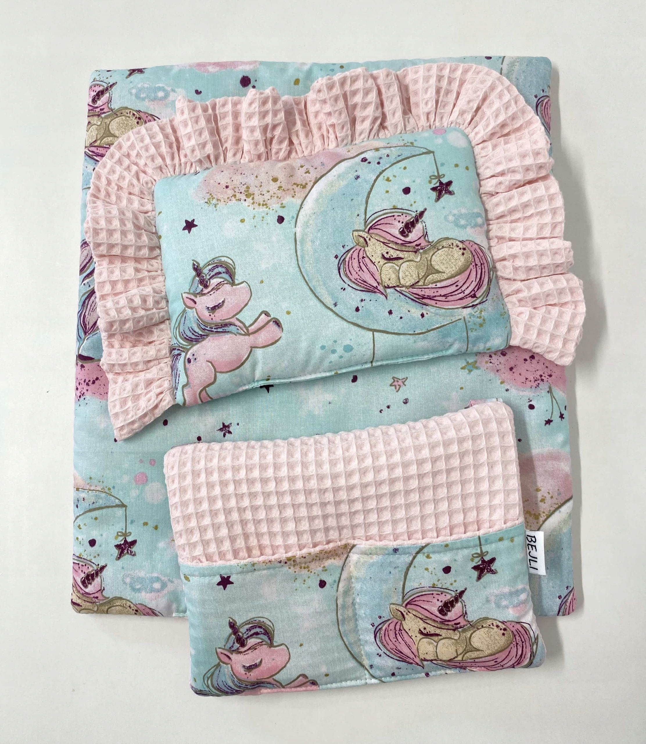 DREWNIANE ŁÓŻECZKO DLA LALEK + POŚCIEL W JEDNOROŻCE Marka inna