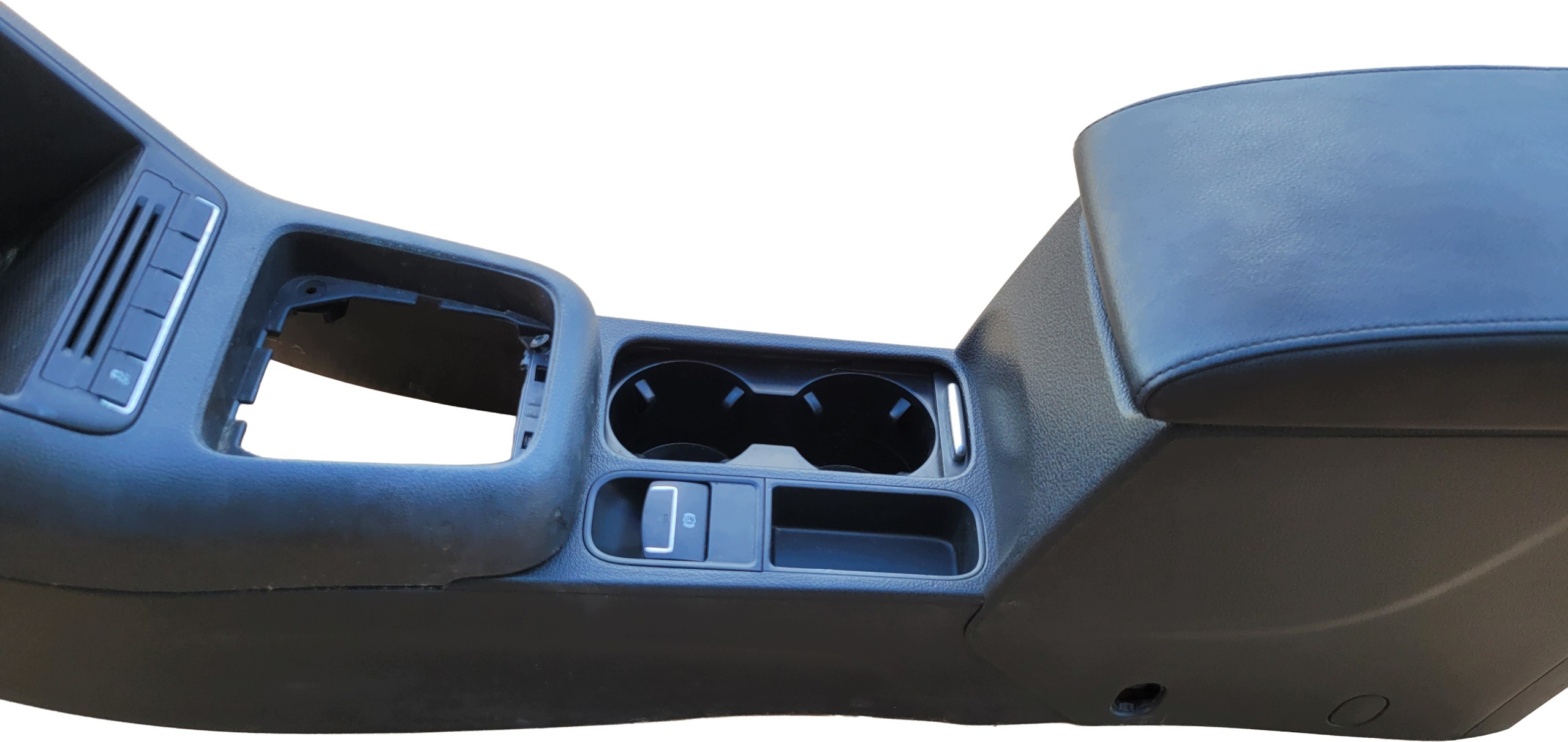 VW TIGUAN and LIFT 5N armrest leather TUNEL