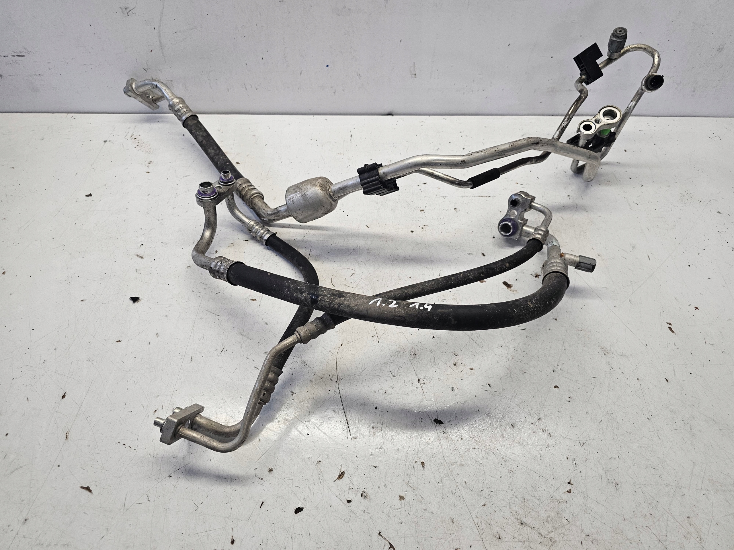 OPEL CORSA E RURKI hadice klimatizaci 1.2 1.4 Benzín