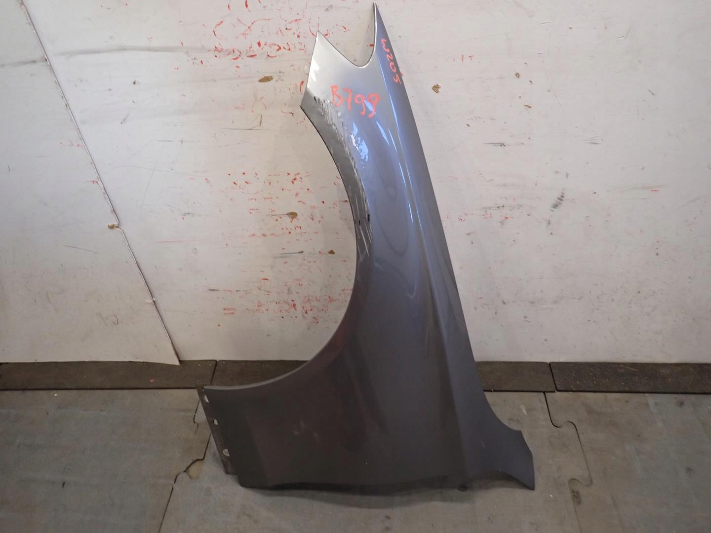 fender front front left MERCEDES C-KLASA W205 2014