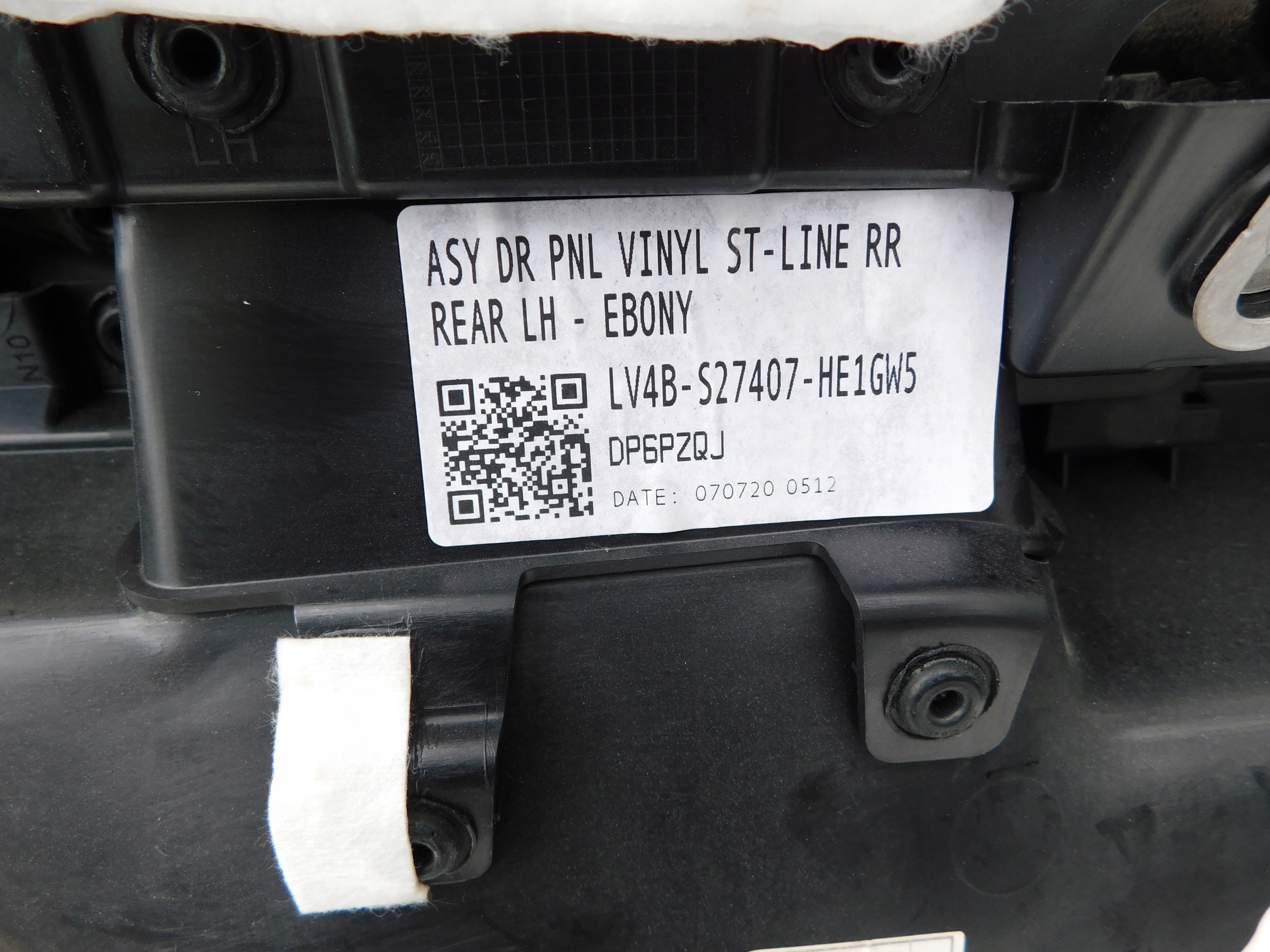 FORD KUGA ST S-line side upholstery door left left rear part