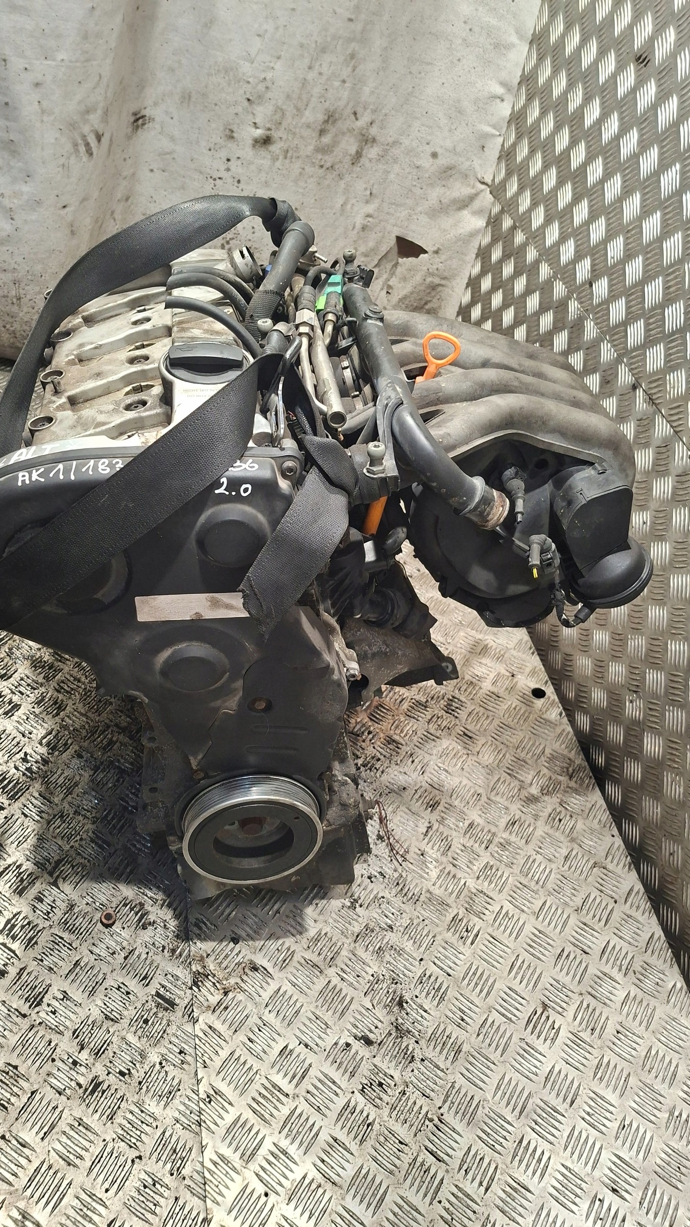engine unprotected pillar AUDI A4 B6 2.0 ALT