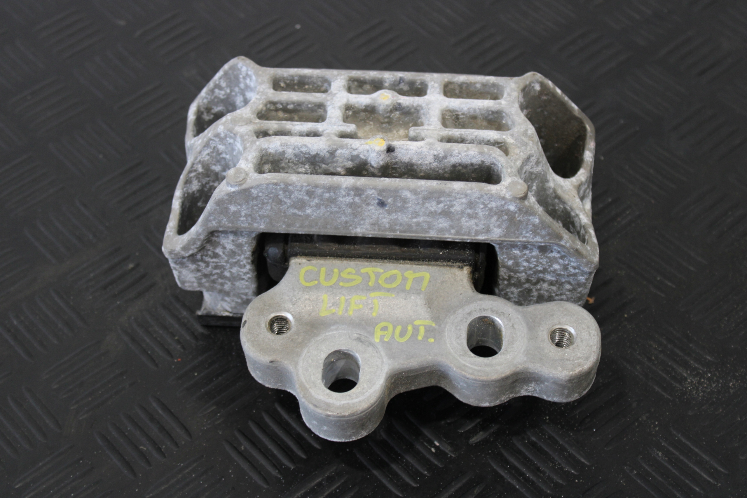 holder holder engine mount left TRANSIT CUSTOM LIFT GK21-7M124-AF