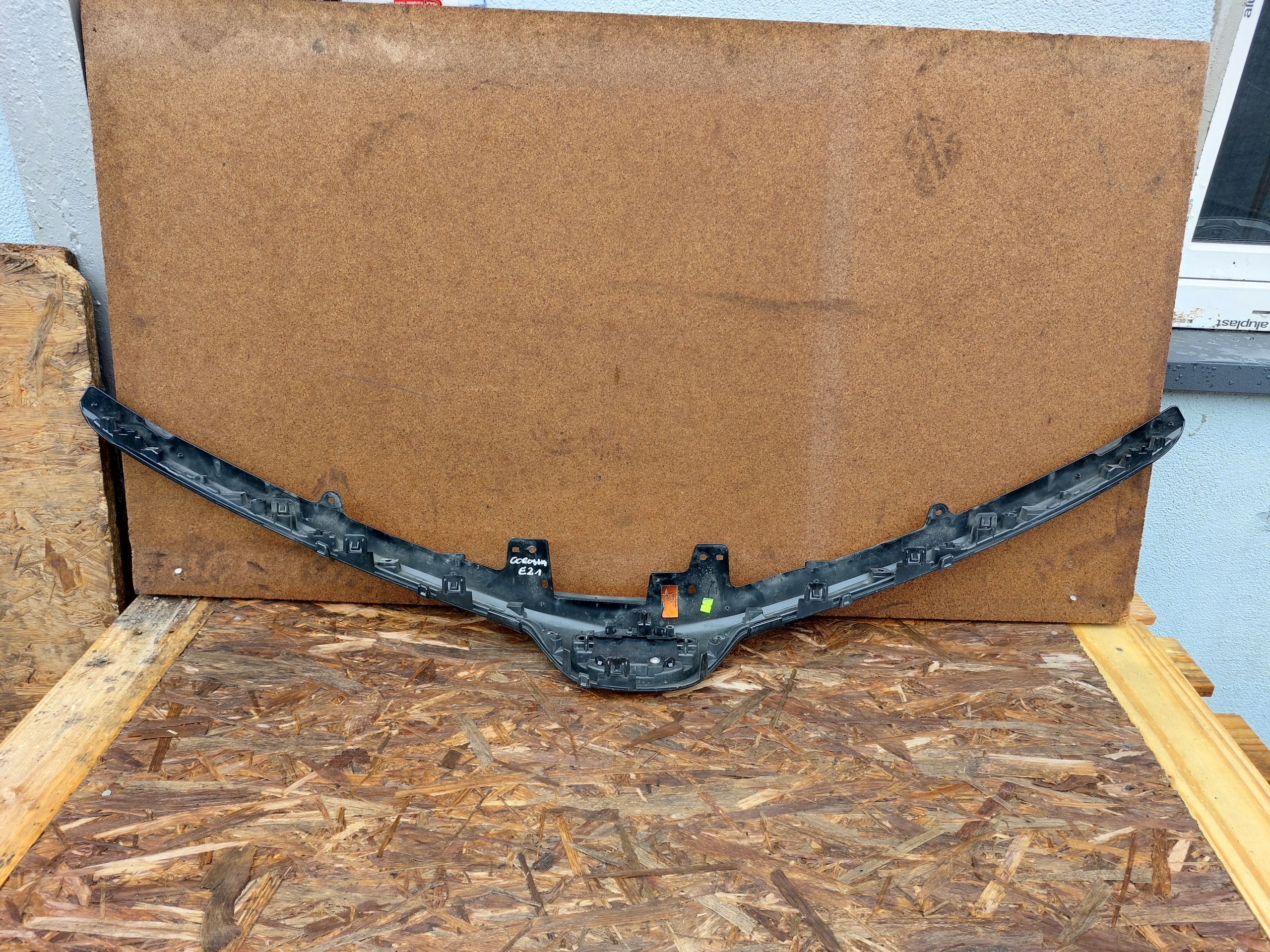 front PREKLADgrill Toyota Corolla E21 19- sedan
