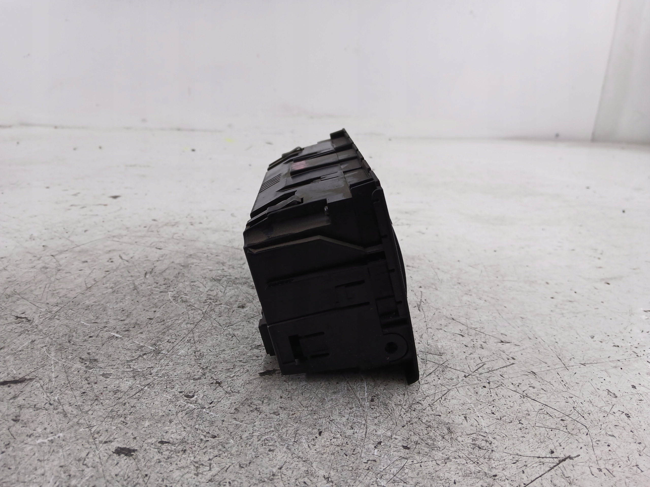 AUDI A4 B6 Unite commande clima Bouches buses 8E0820043L
