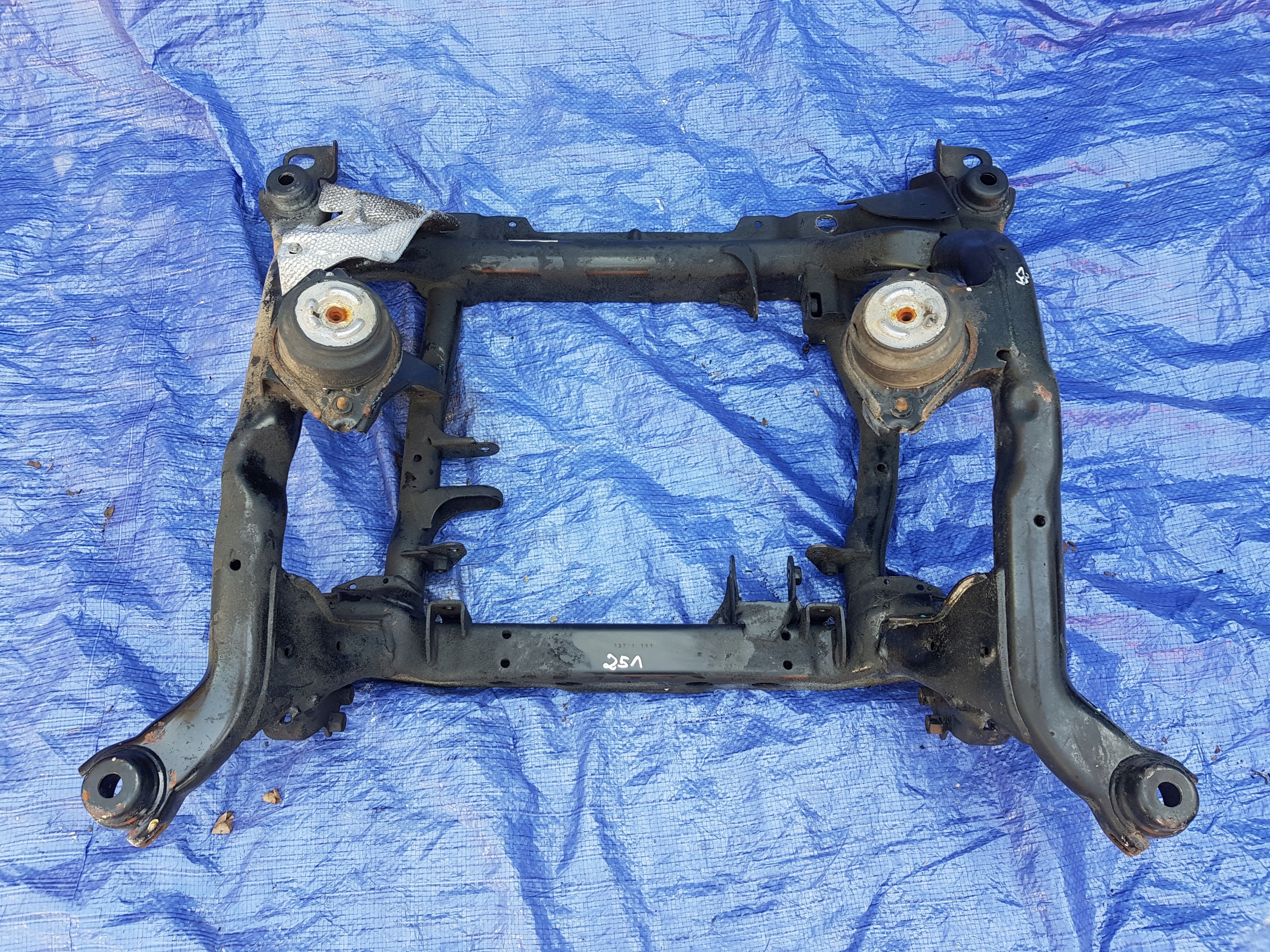 axle beam front of the engine MERCEDES W251 sider subframe axle beam