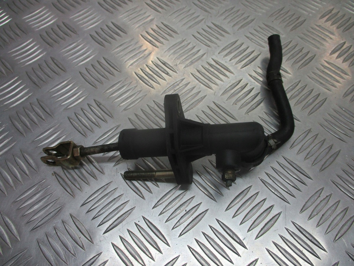 НАСОС ПРОНИЦАТЕЛЬНОСТЬ KIA SPECTRA 1.6