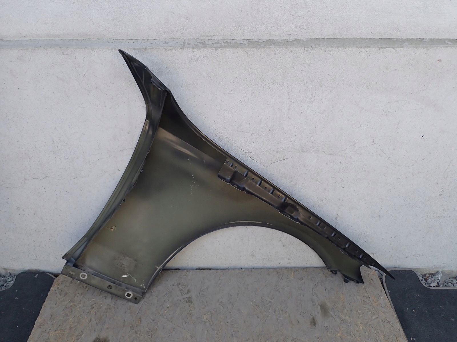fender left front front MERCEDES C KLASA 205 2014-2021R A2058800118