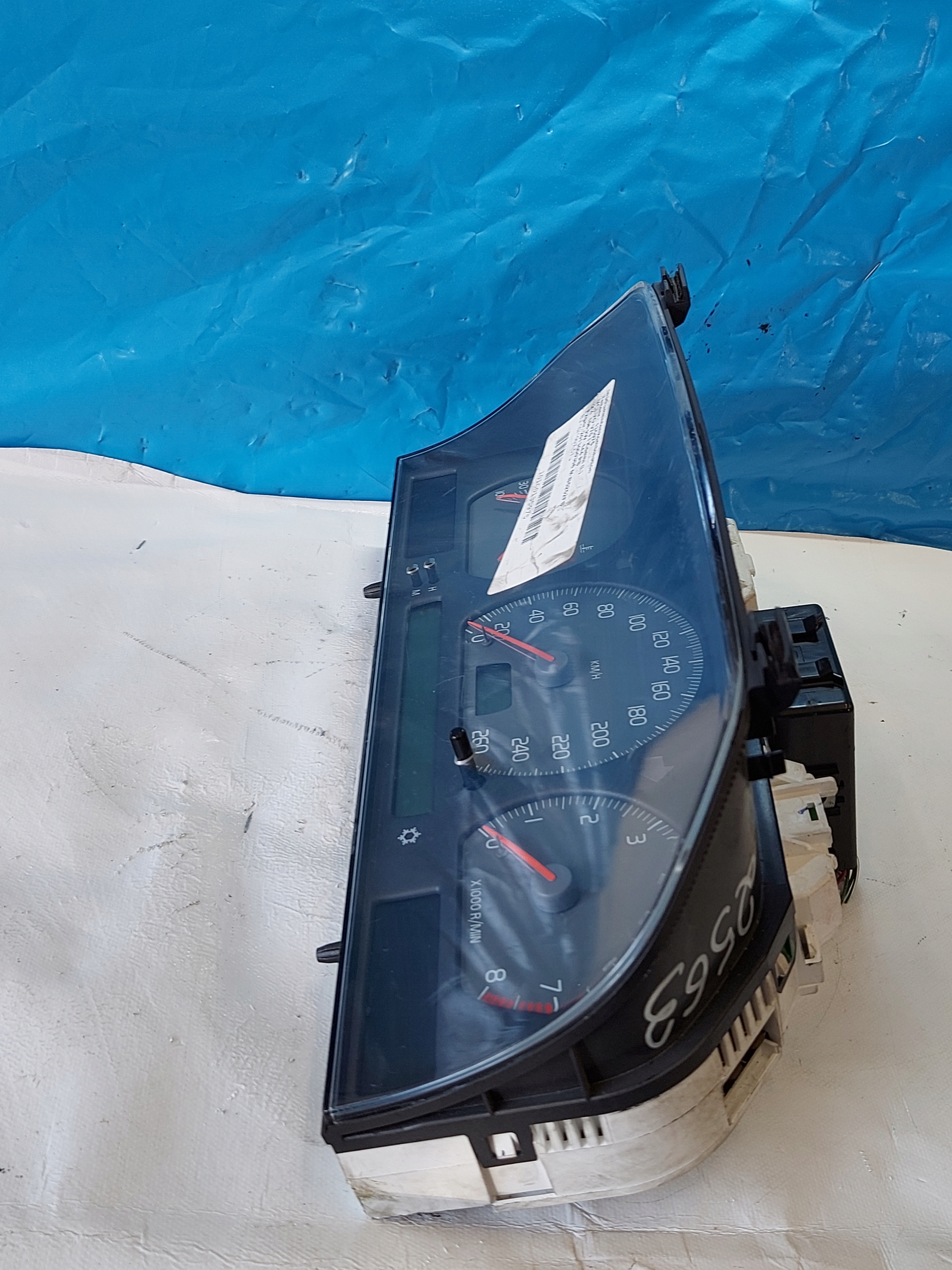 dials clock VOLVO V70 and 2.4 B 9148926