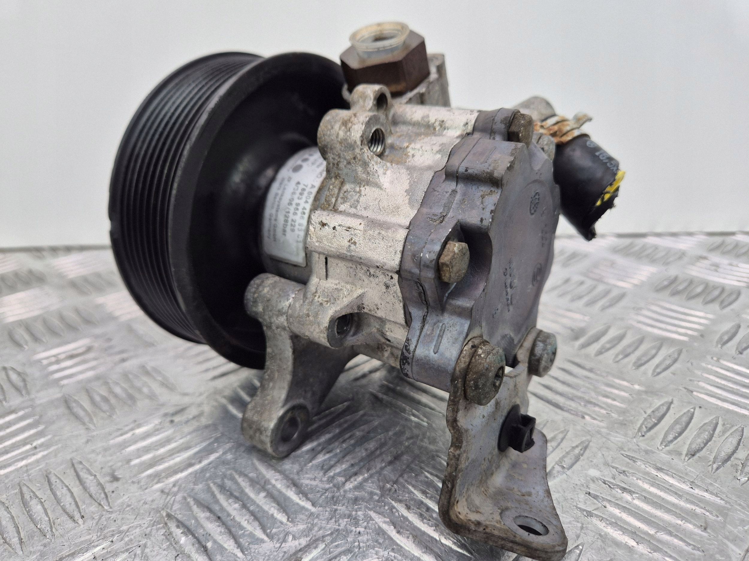 Mercedes ML280 W164 servo pump A0044668301