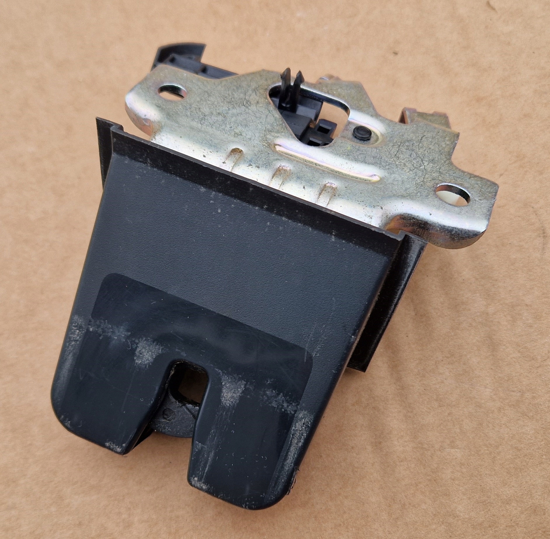 ЗАМОК ЛЮКА 3V0827505C SKODA KODIAQ SUPERB ОРИГИНАЛ