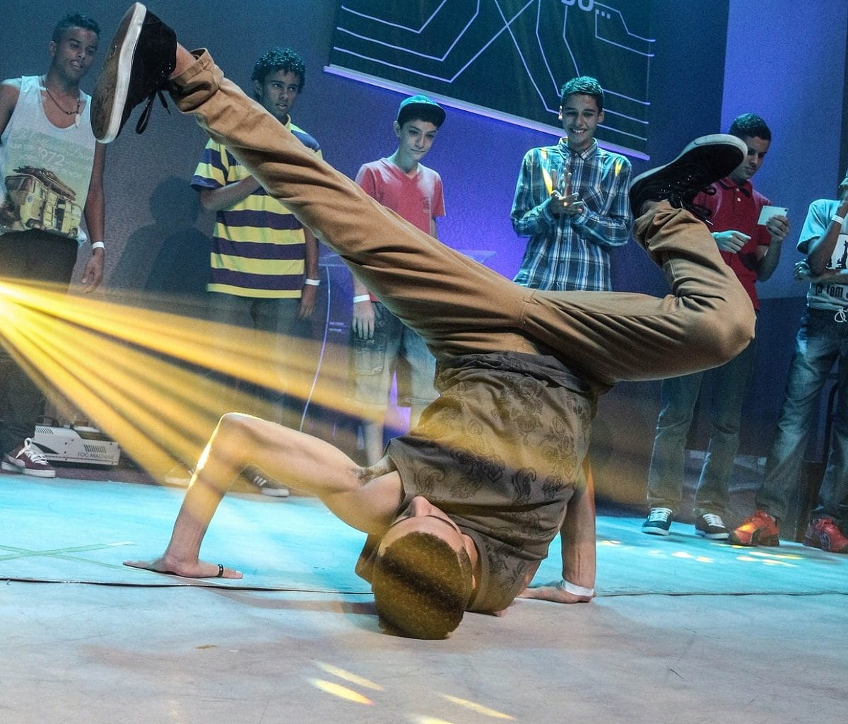 RADIOMAGNETOFON RADIO CD KASETA BLAUPUNKT BB16PK Komunikacja brak