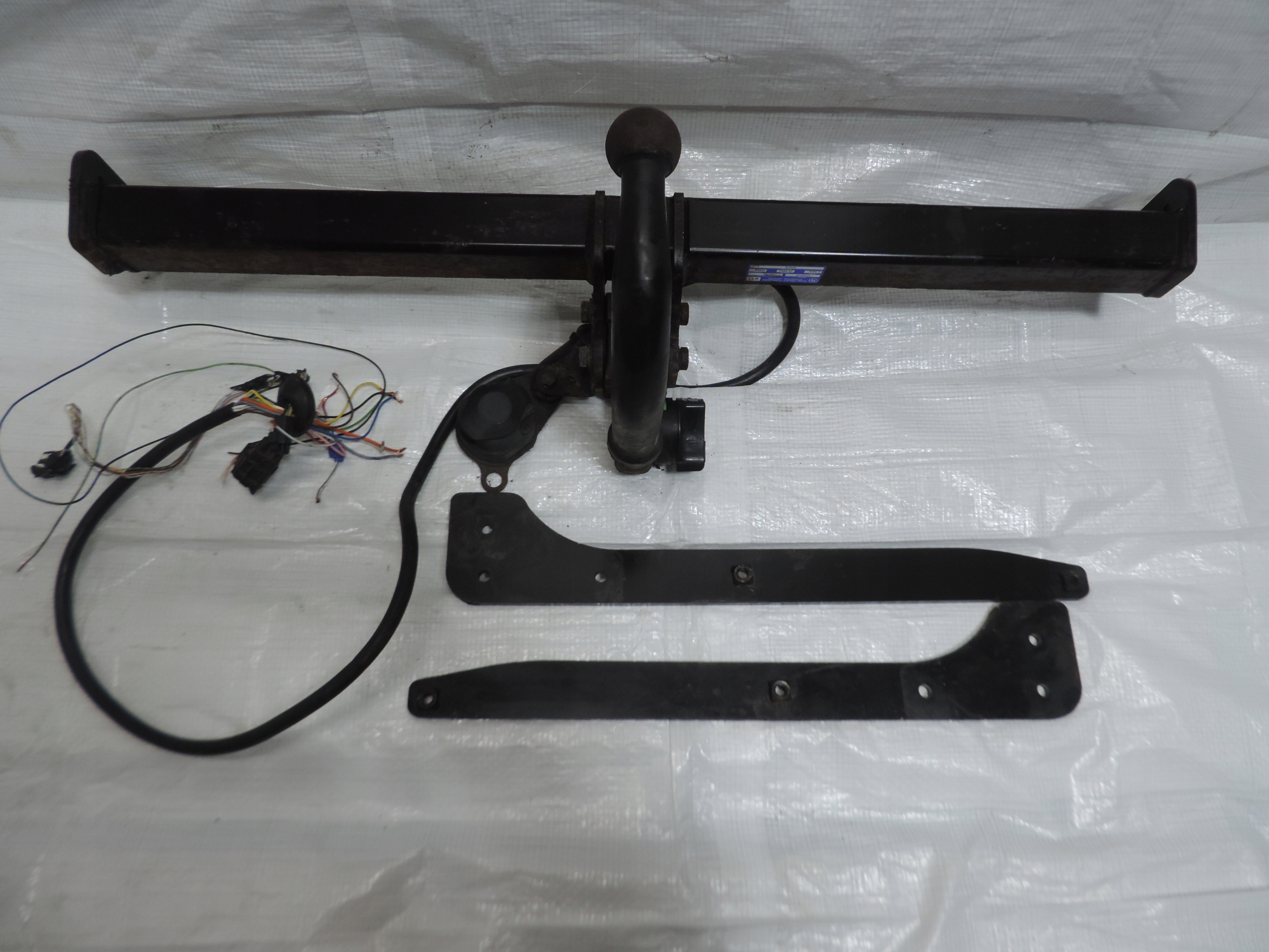 HAK HOLOWNICZY FORD KUGA MK1