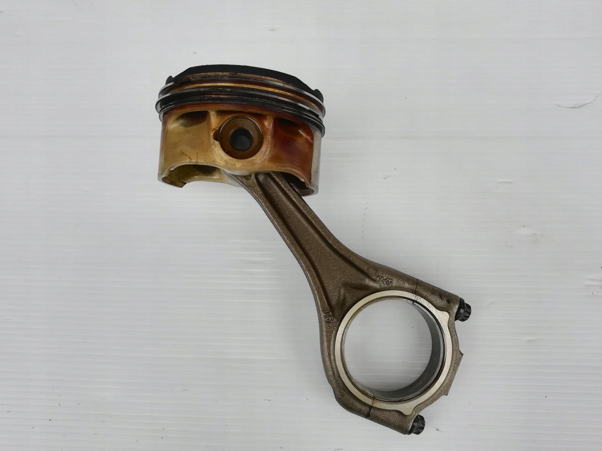 BMW F01 F07 F10 tłok korbowód N63B44A 4.4 V8 Producent części BMW OE