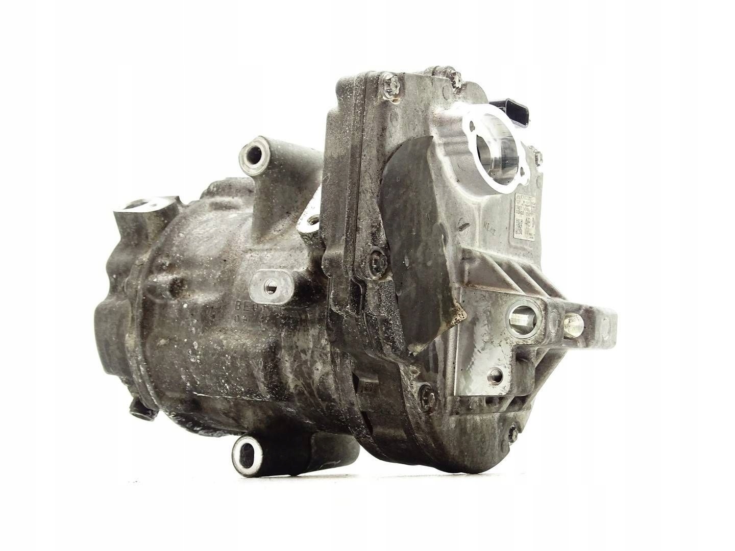 compressor compressor; of the air conditioning RENAULT ARKANA CLIO V 1.6 E-TECH 926003211