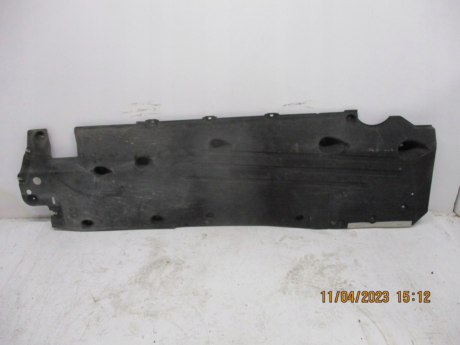 cover chassis DISCOVERY SPORT LK72-104C21-AB