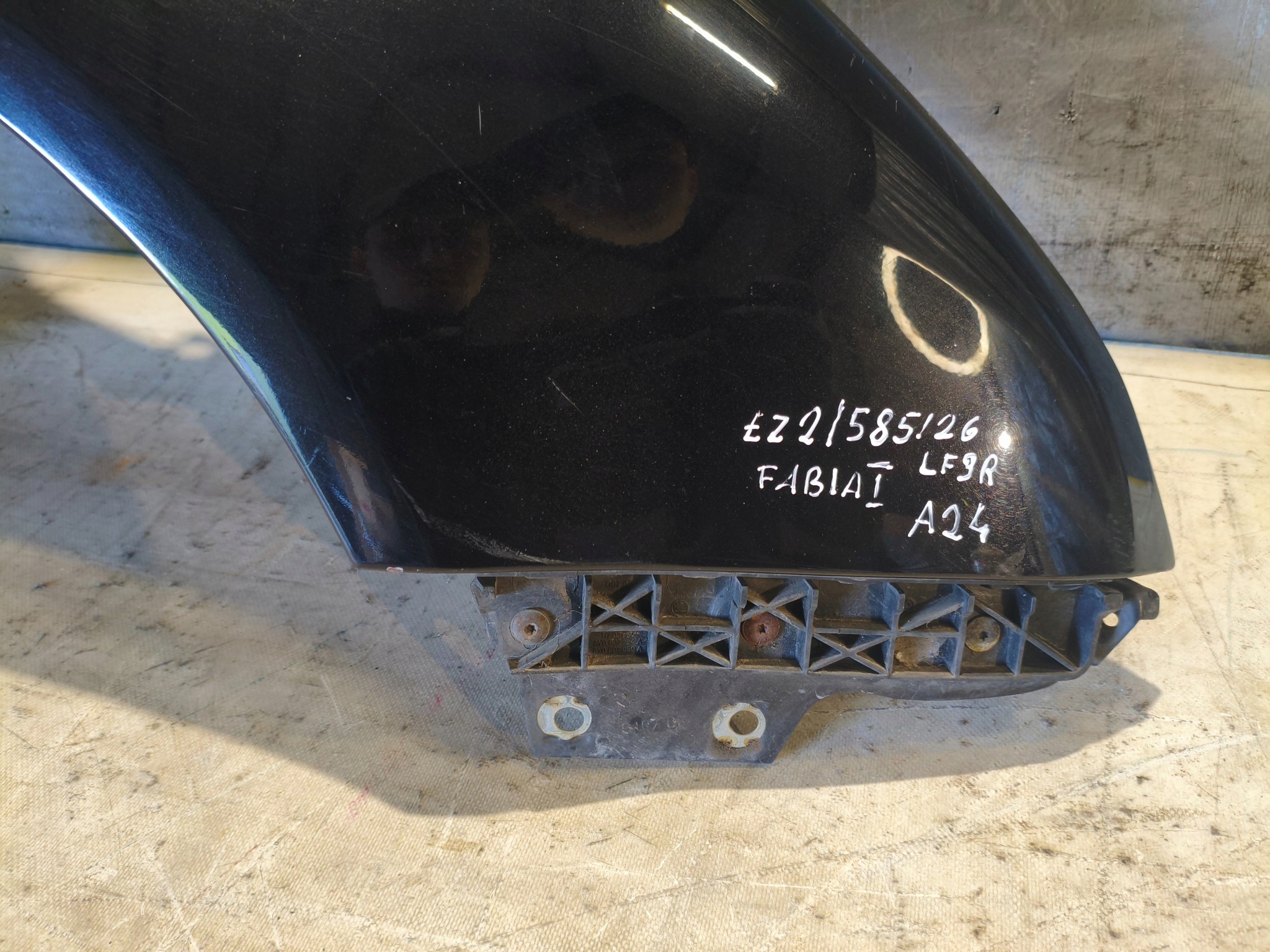 parafango Destra SKODA FABIA 1 e LF9R