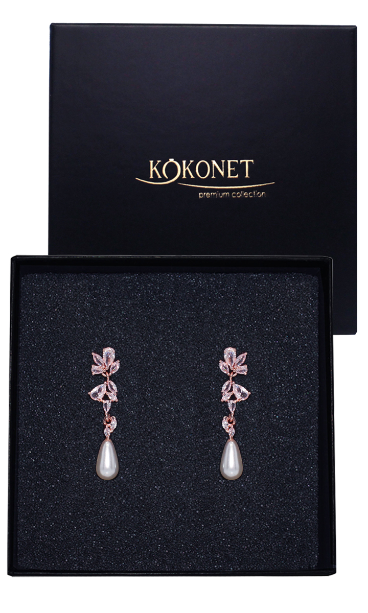 Náušnice v růžovém zlatě Svatba perleťové s krystaly zirkonů, elegantní