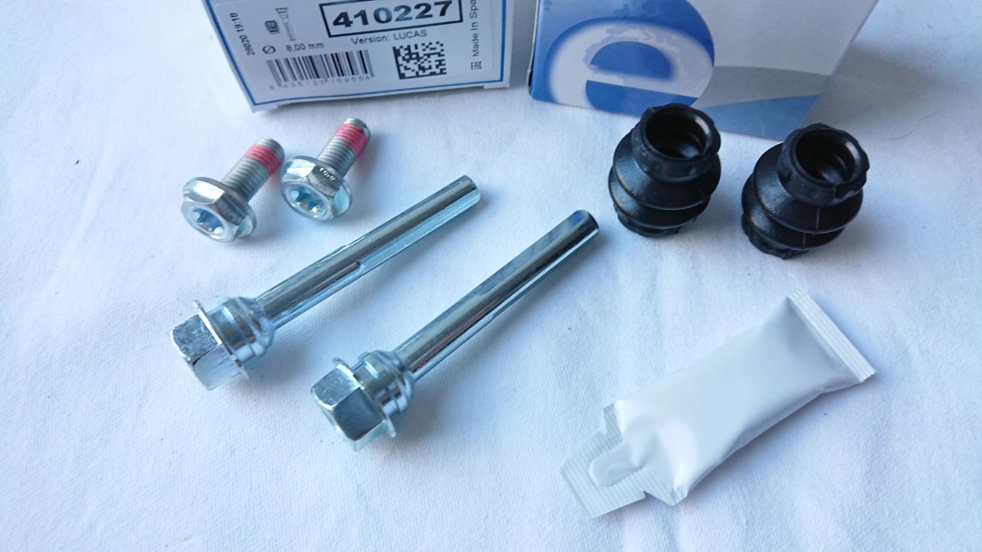 ZESTAW NAPRAWCZY PROWADNICE TYŁ VW PASSAT B5 B6 B7 Producent części ERT