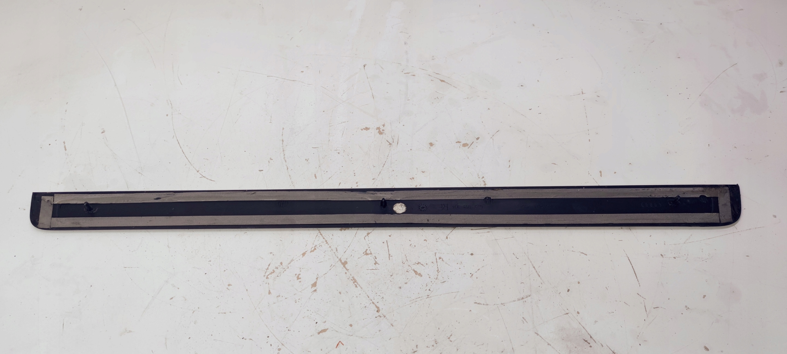 moulding threshold right AUDI A5 S5 8T0853374