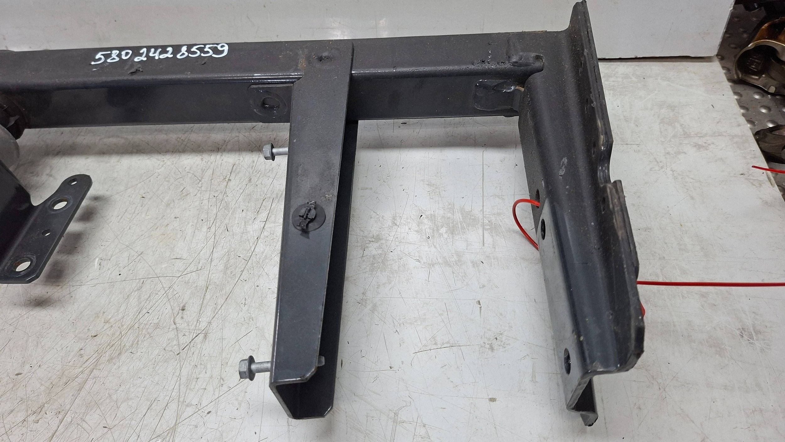 Supporto cambio ingranaggi 5802428559 IVECO DAILY IV 2014