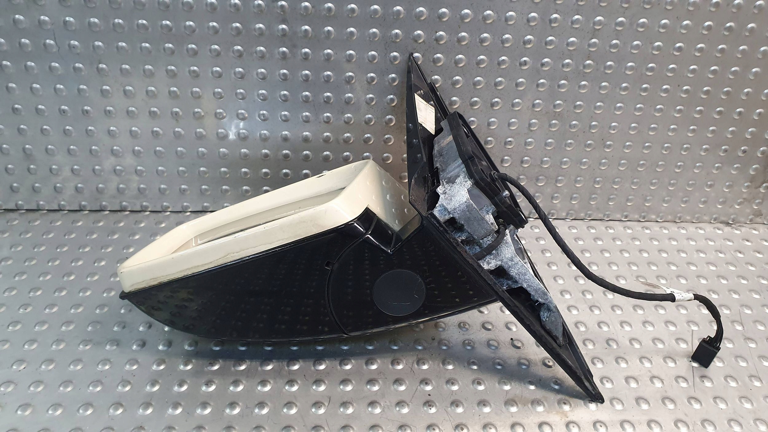 mirror left MERCEDES E-KLASA W212 09