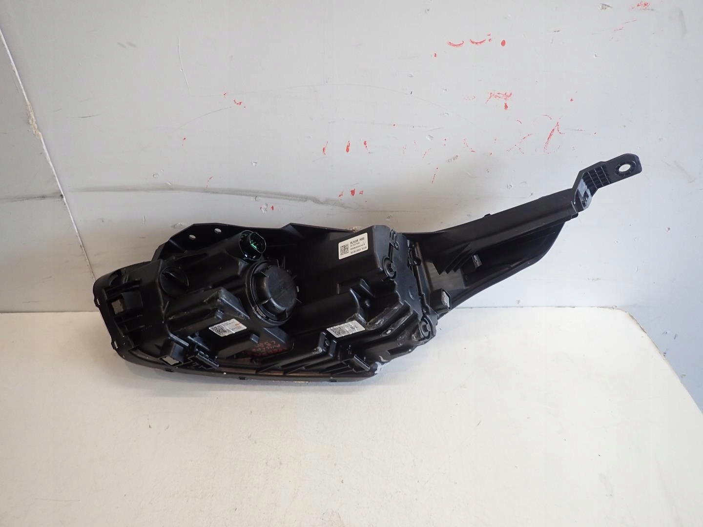 light front front right KIA CEED III LIFT 2021- LED 92102-J7500