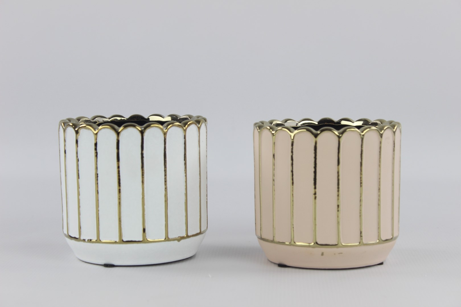 DONICZKA OSŁONKA CERAMICZNA NA KWIATY S Marka GlamurProjekt