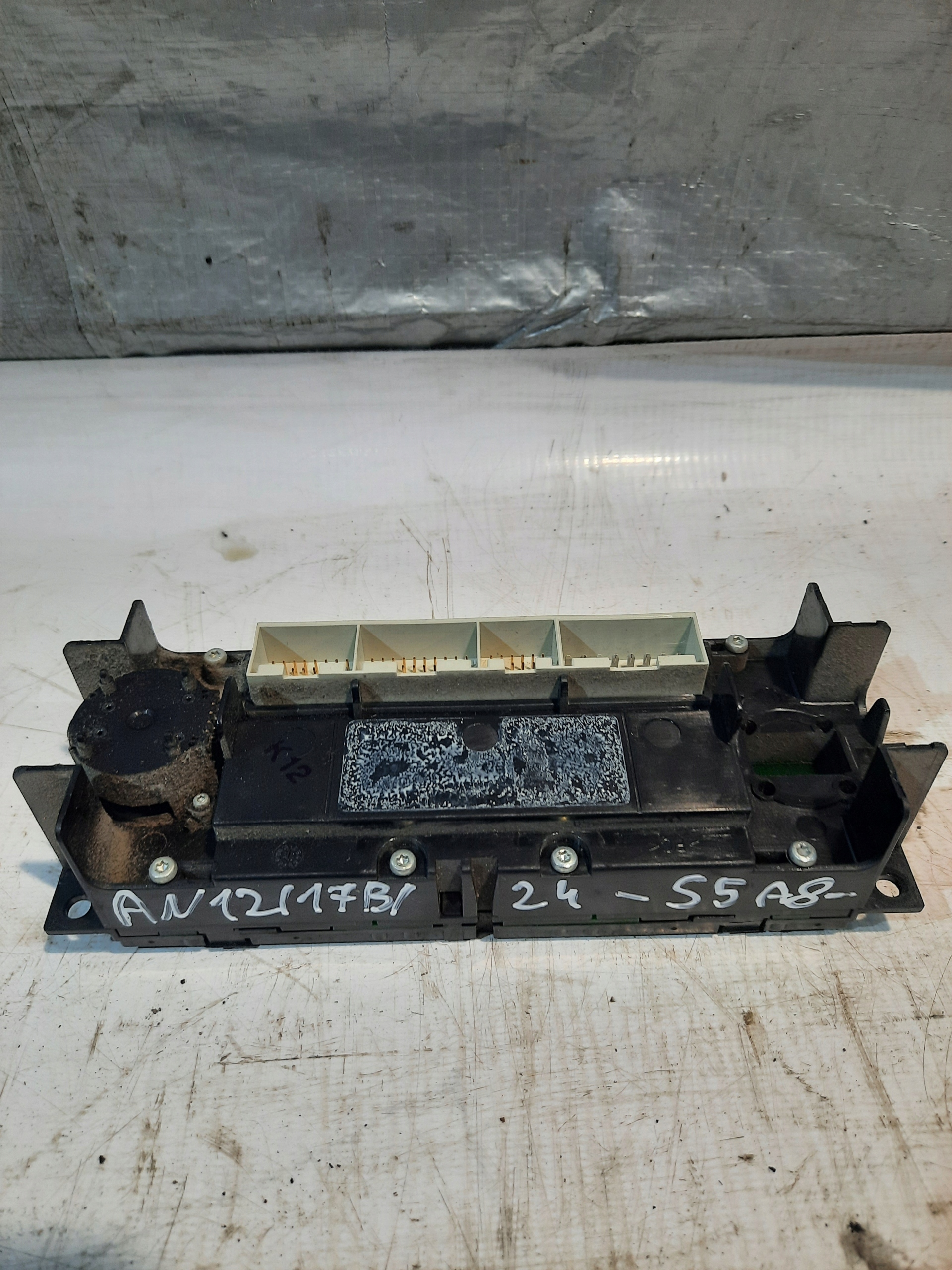 Panel klími klimatizaci VW Golf IV Bora 1J1907044