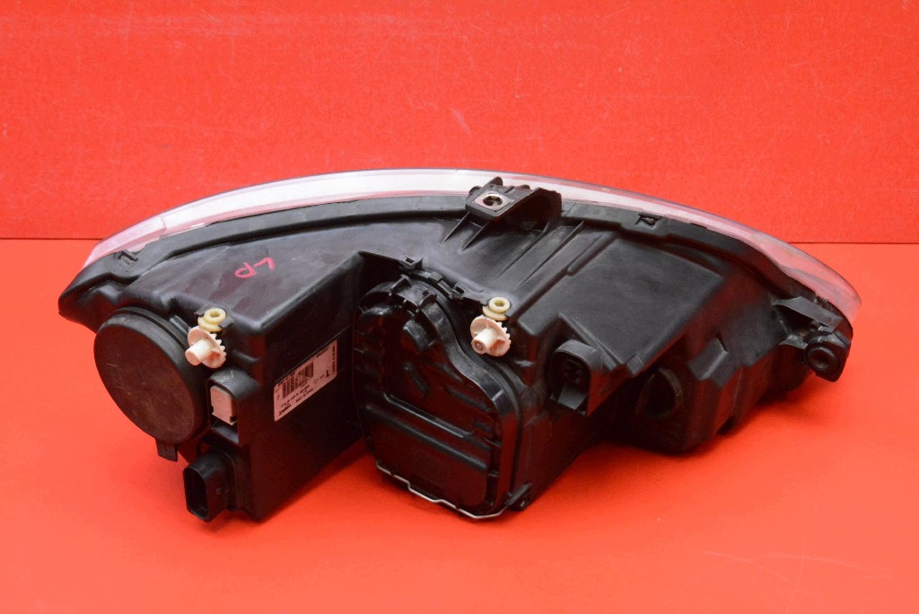 REFLEKTOR left light front EU 89315799 SEAT LEON 2 II MK2 FR 05-09
