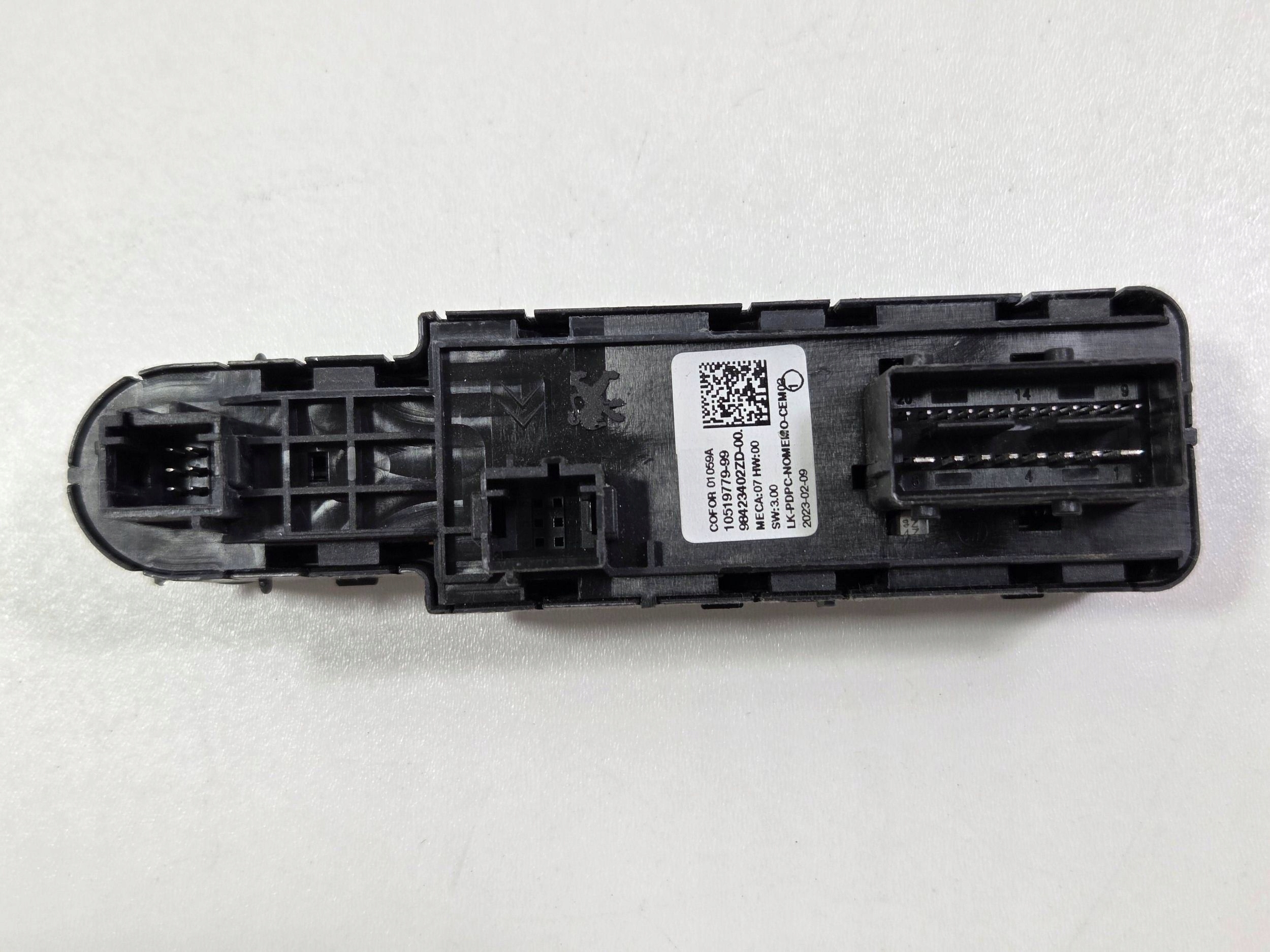 Citroen Peugeot window control switch 98423402ZD (PS289)