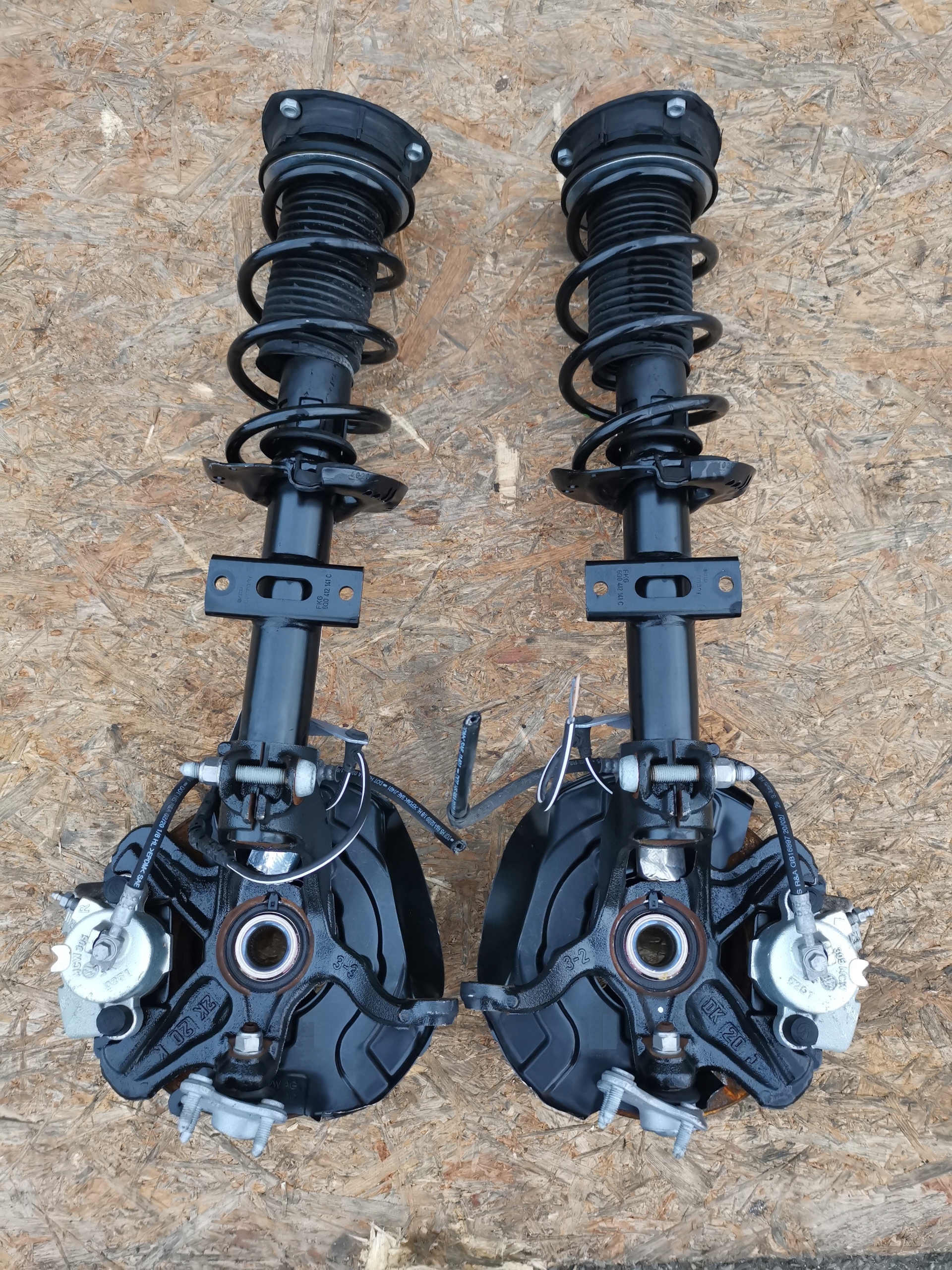 shock absorber swing right VW POLO VI SEAT IBIZA