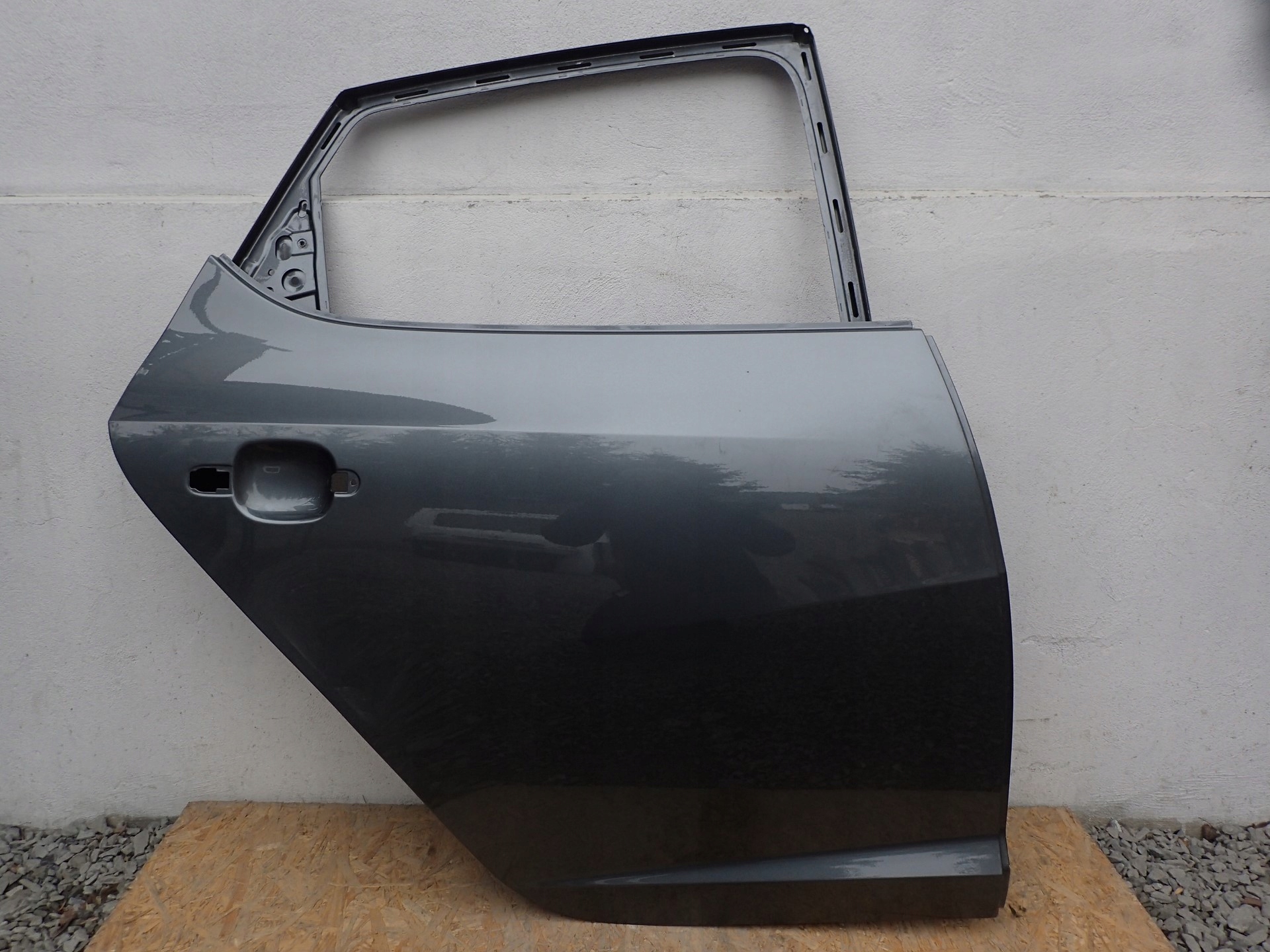 ДВЕРИ ПРАВЕ ЗАДНЕЕ ПРАВЫЙ ЗАД. SEAT ИБИЦА 4 IVj HB