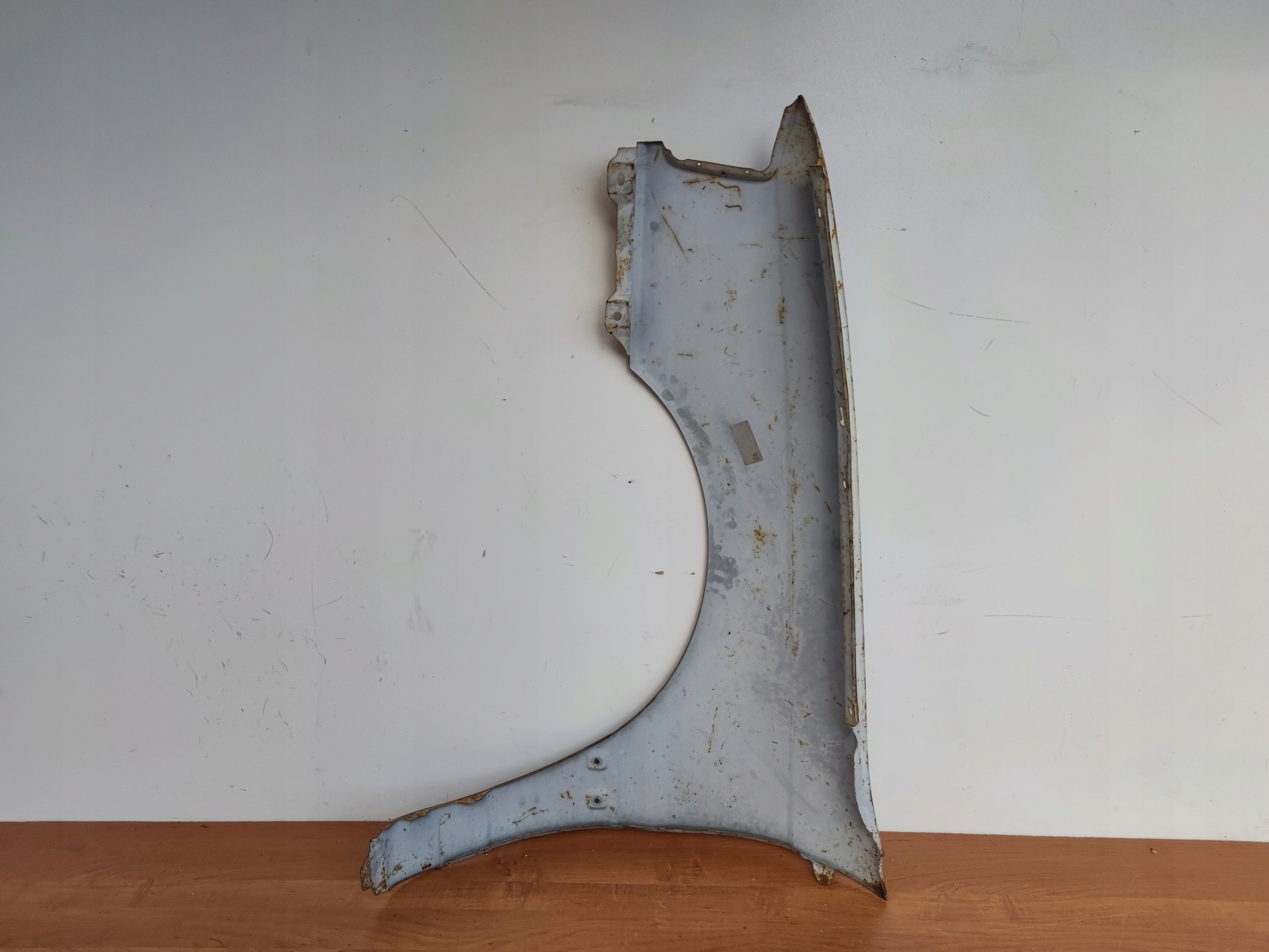 HYUNDAI LANTRA 90-94 ROK right fender front