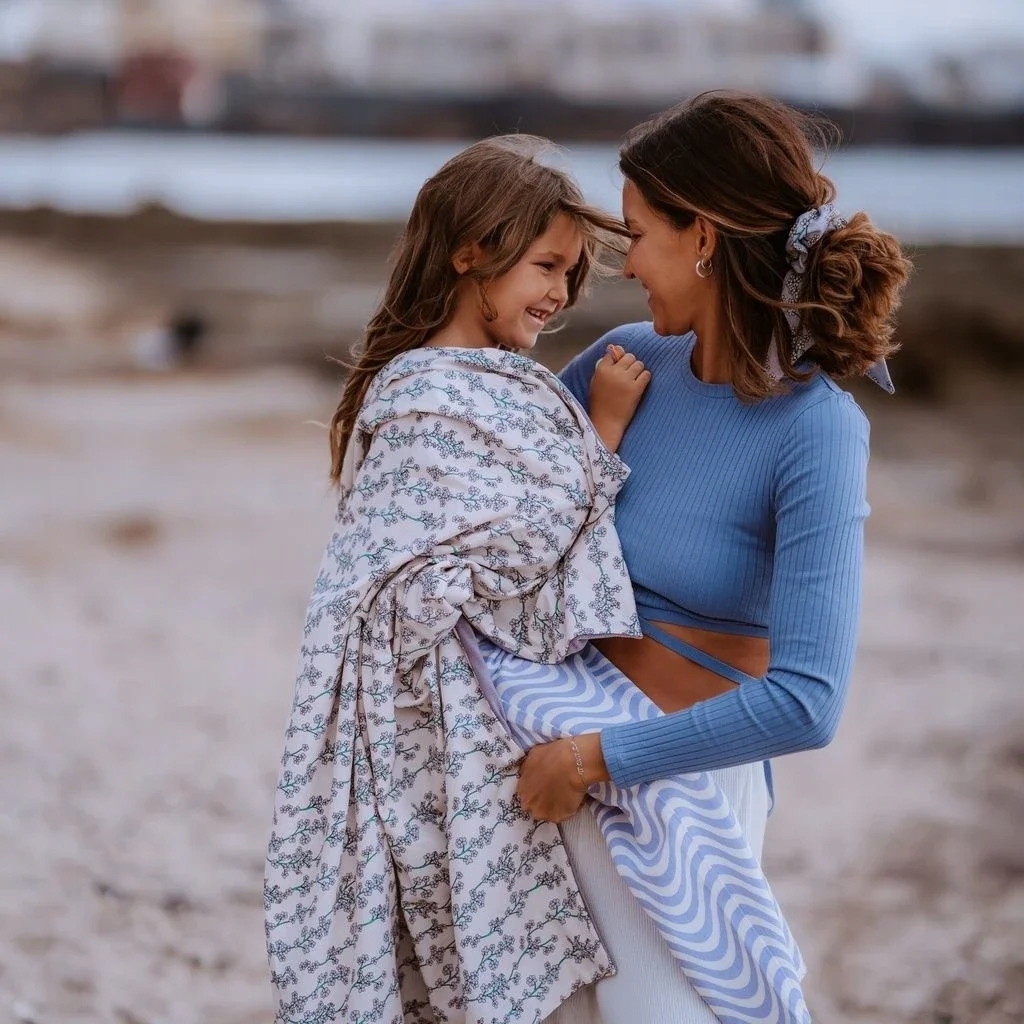 Lekki Koc Velvet Very Peri La Millou Wzór kwiaty