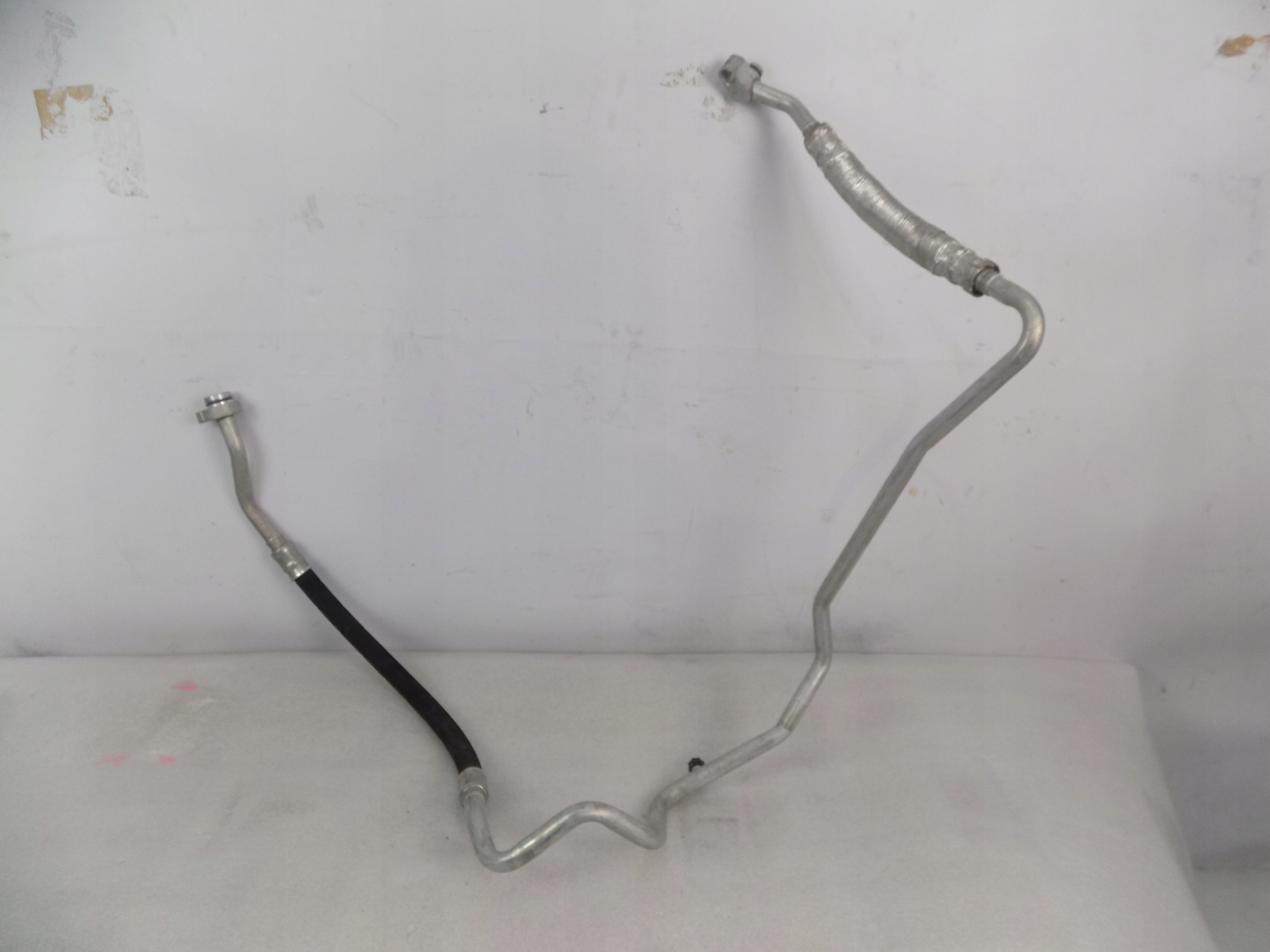 VW TIGUAN 5N КОНДИЦІОНЕР КАБЕЛЬ 5N0820743F