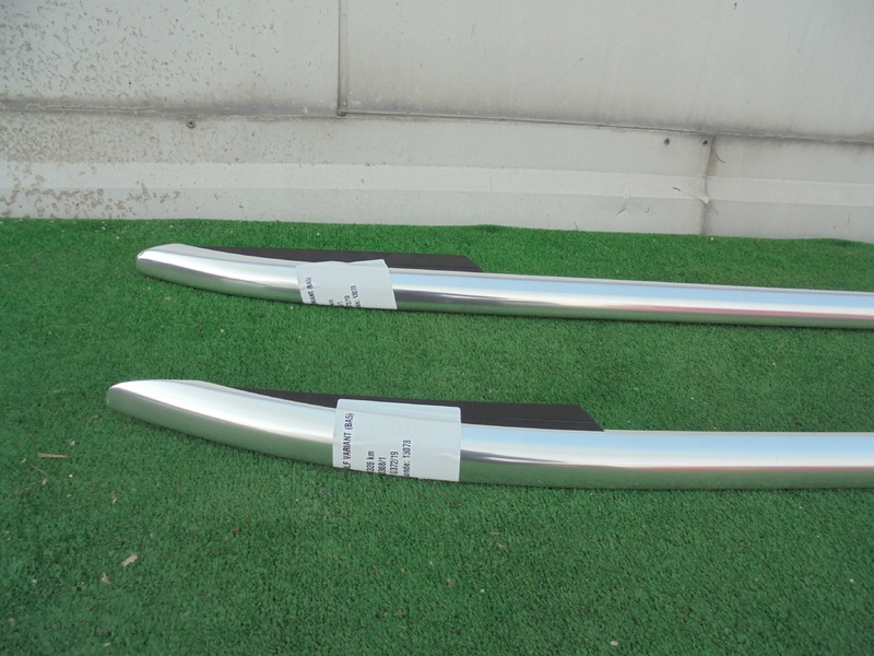 VW GOLF VII KOMBI KOMPLET RELINGOW DACHOWYCH Color other