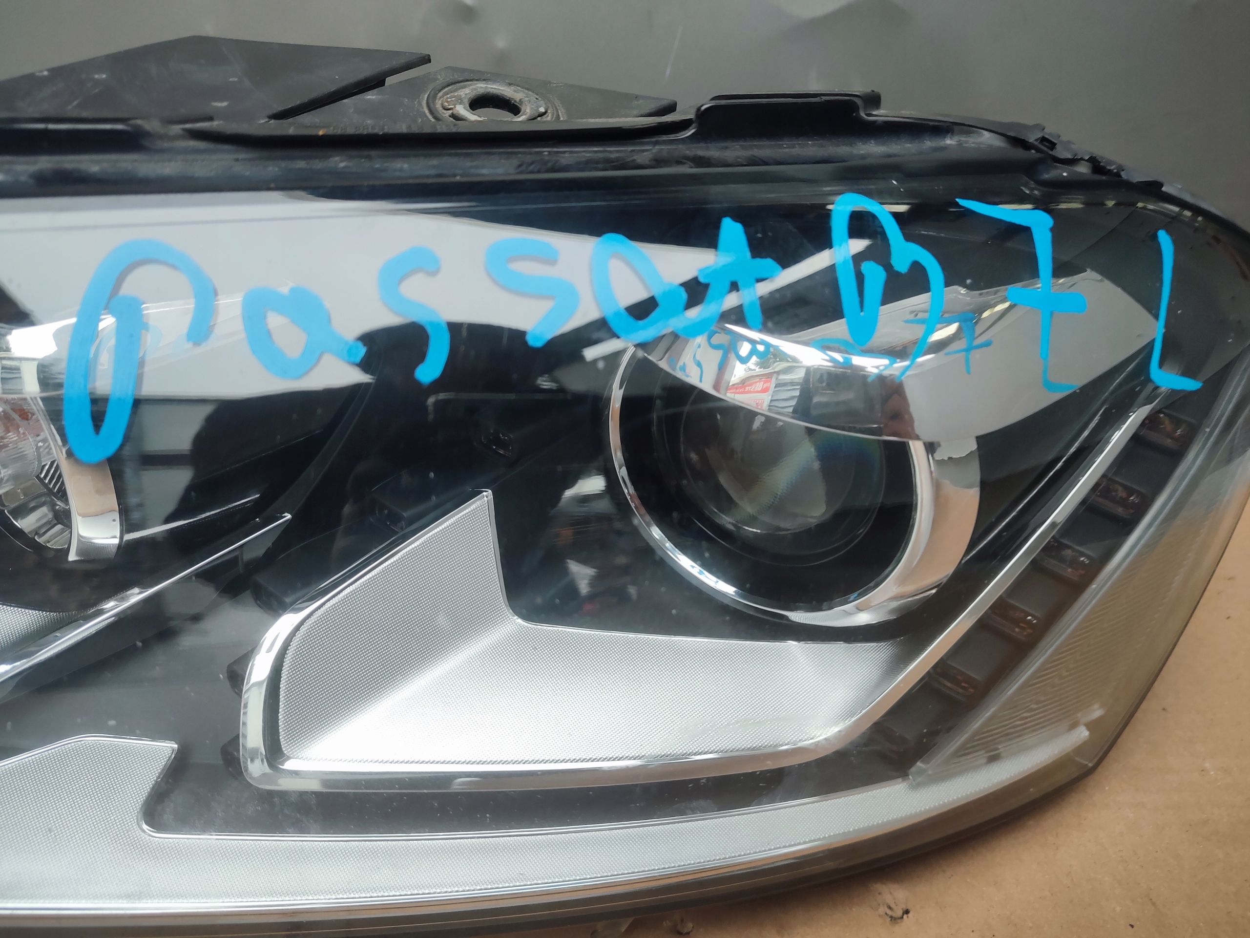 light left front left front BI XENON LED VW PASSAT B7 3AB941753 10-15r