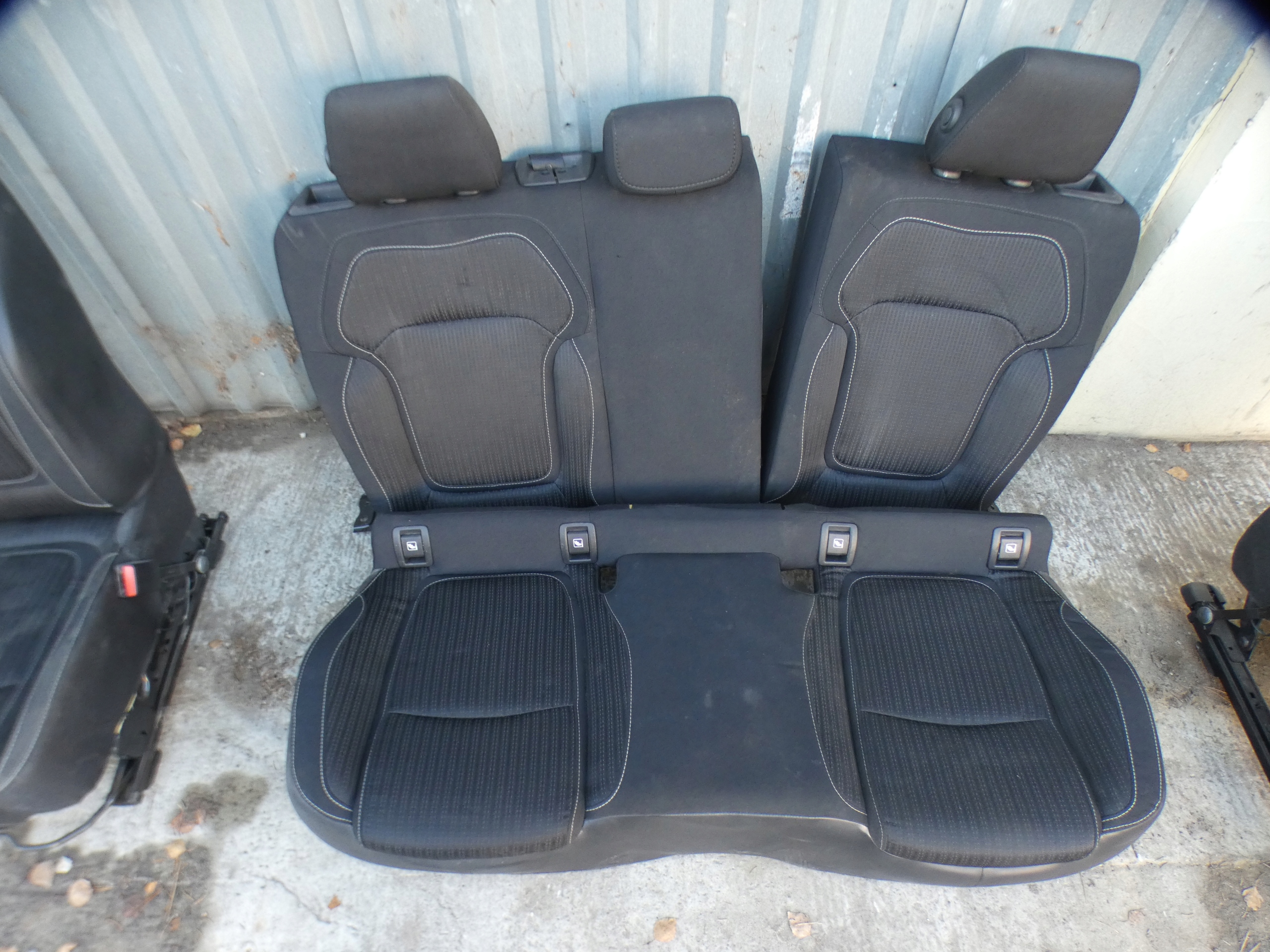 Siège KOMPLET RENAULT MEGANE IV 20 R HB