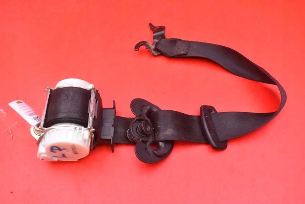 tension belt safety left front 33059848 BMW E90 E91 04-10