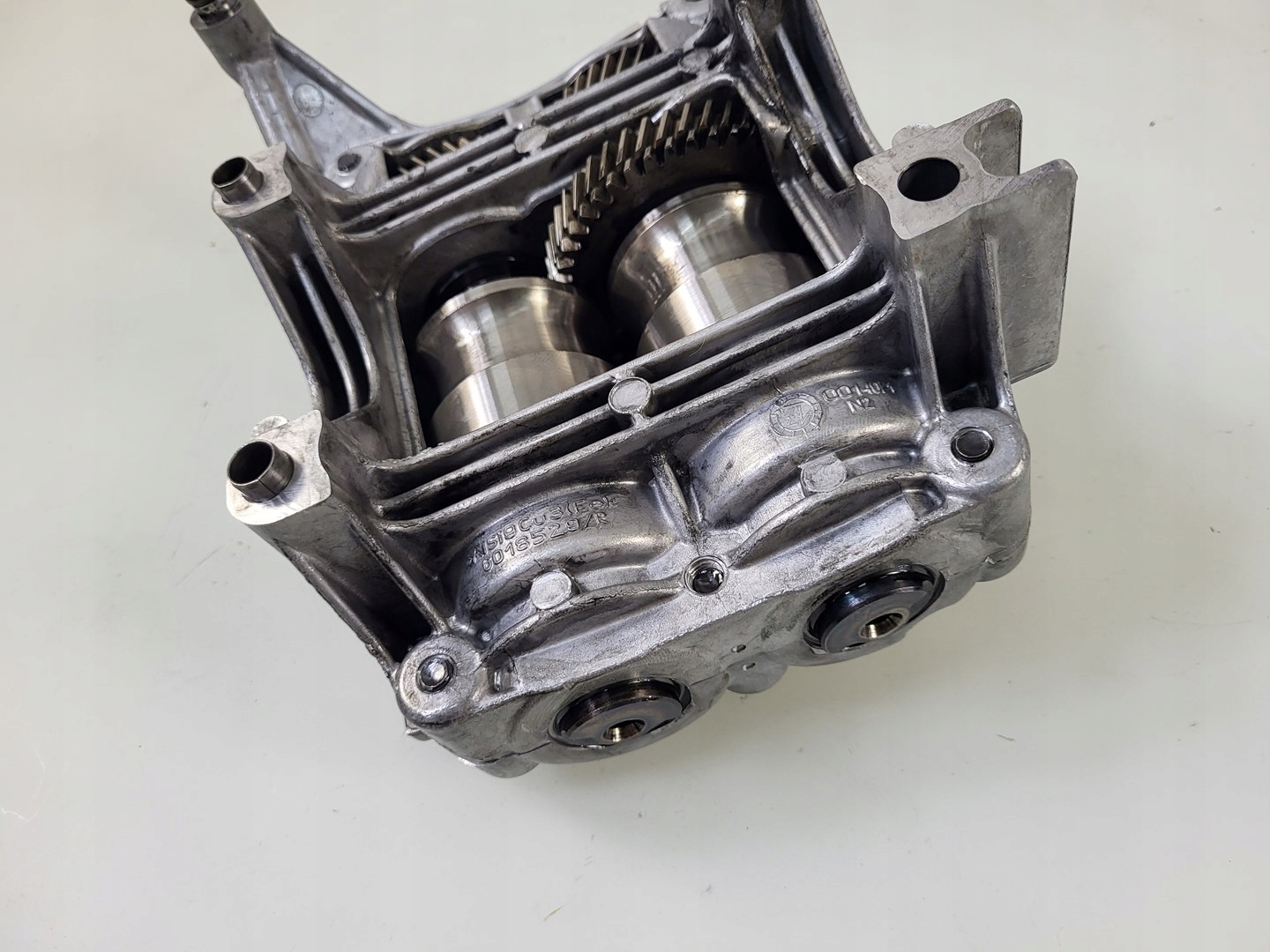 vačka balansujacy vačky 2.0 cdti B20DTH OPEL INSIGNIA B 55495000A