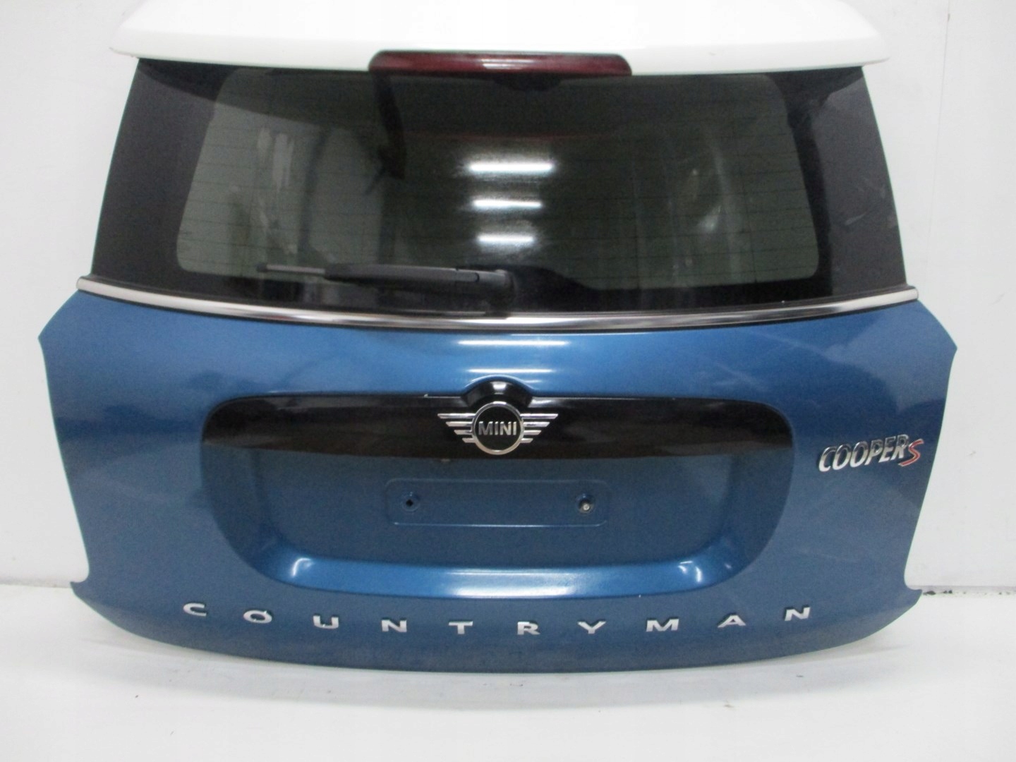 Klapa tylna F60 MINI kamera 19r