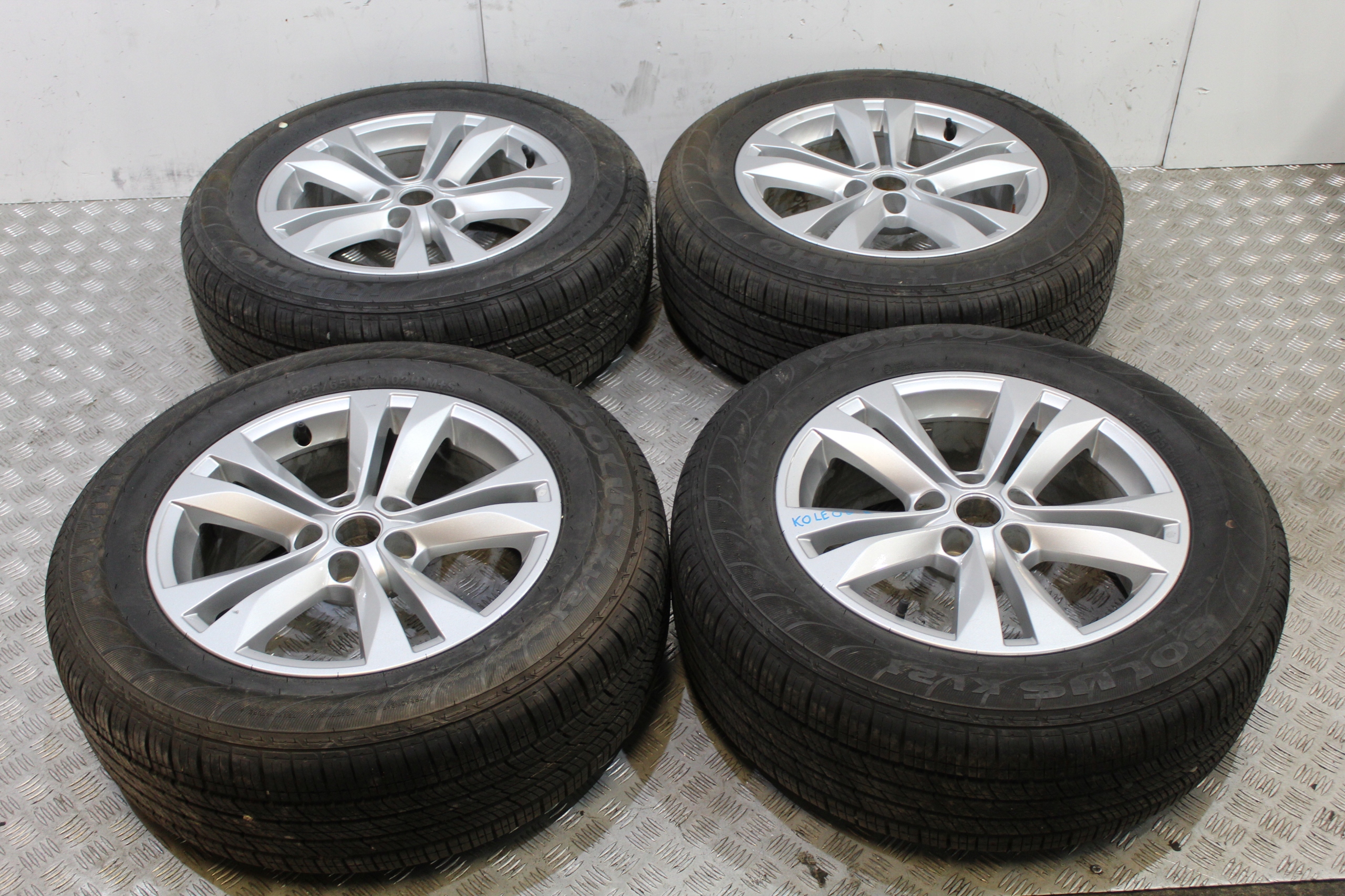 wheels discs disc 225/65 R17 KOLEOS II 2 LIFT