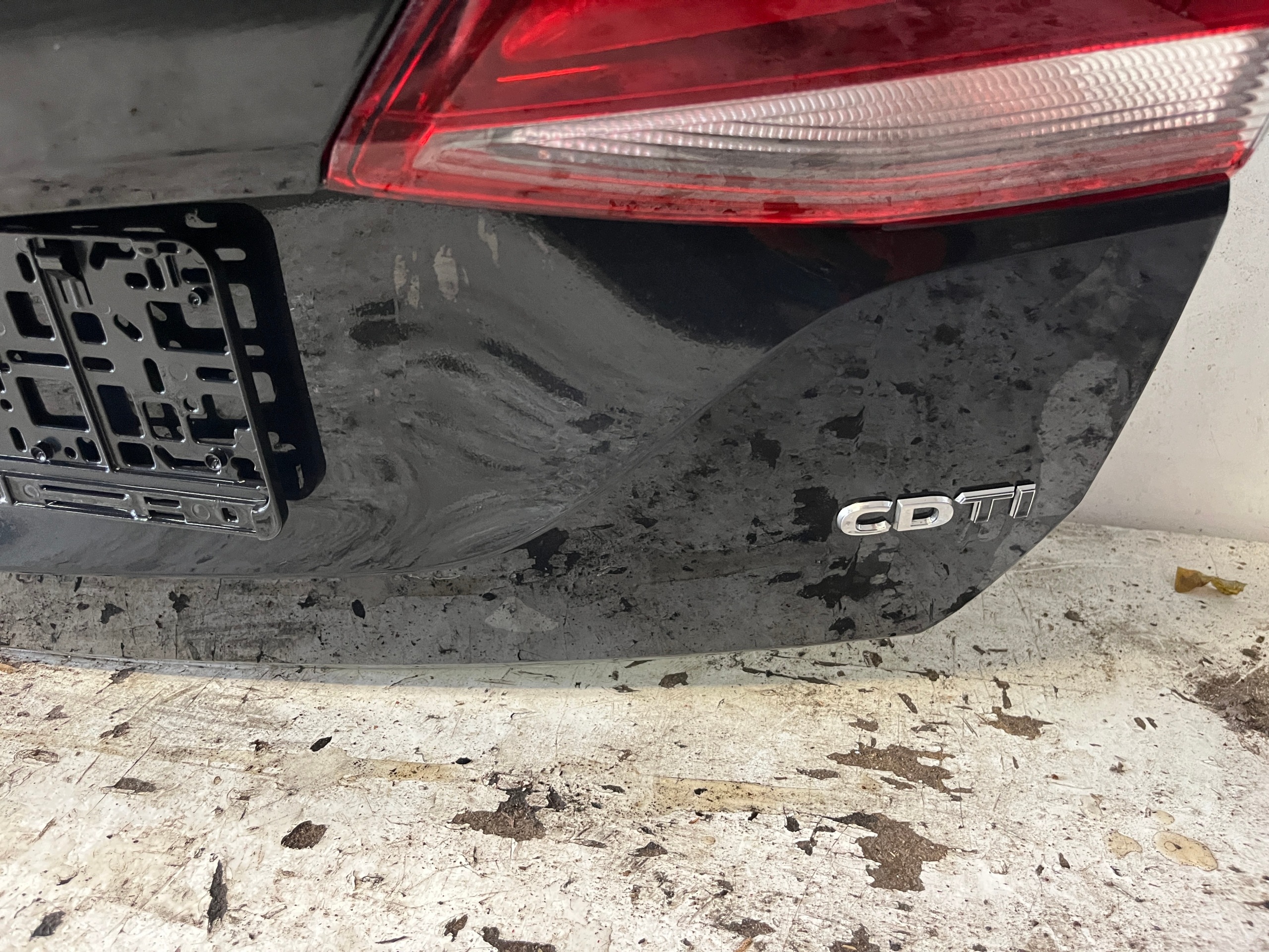 OPEL ASTRA K KOMBI trunk door boot Z22C black
