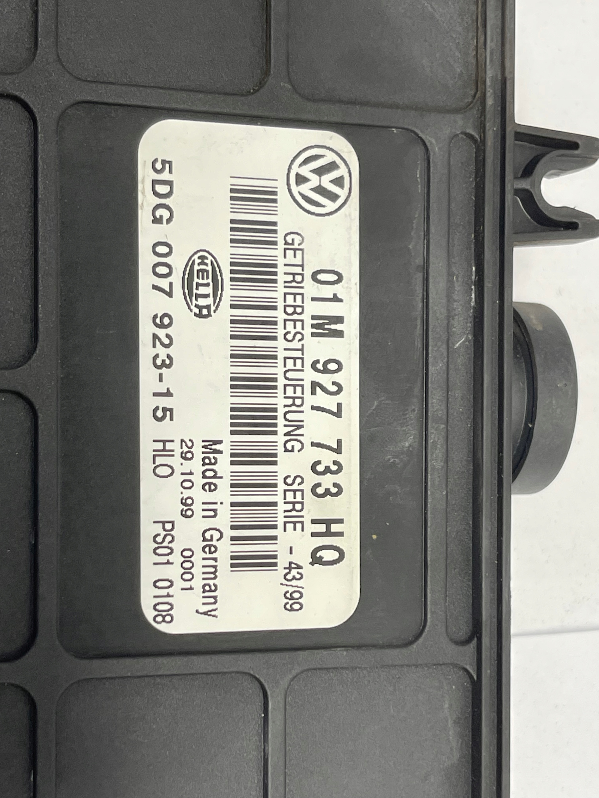 Audi OE 01M927733HQ