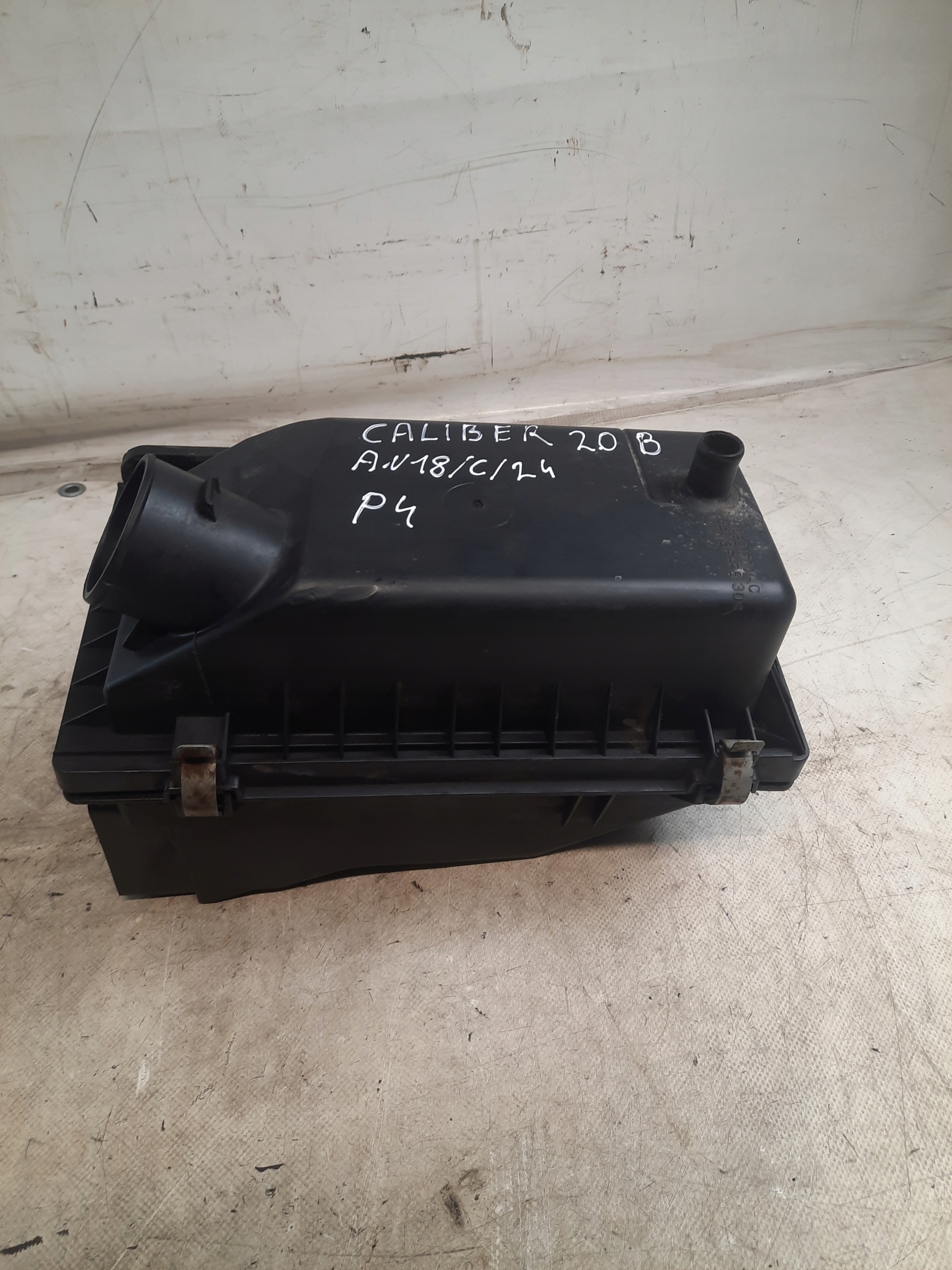 Dodge OE 04891700AC Gehäuse filter luft CALIBER
