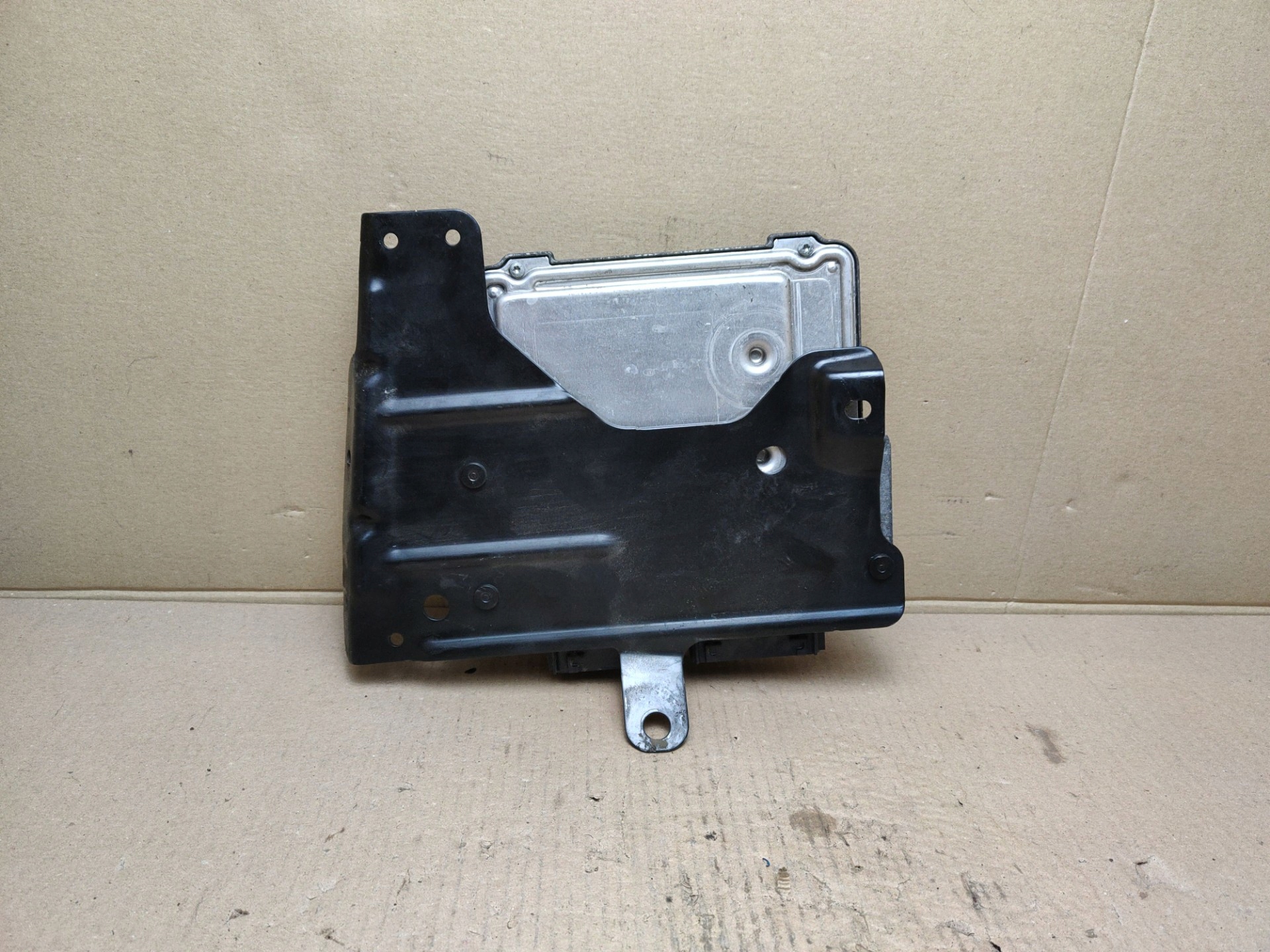 control unit of the engine Ford Fusion USA 2 2013 0261S09584